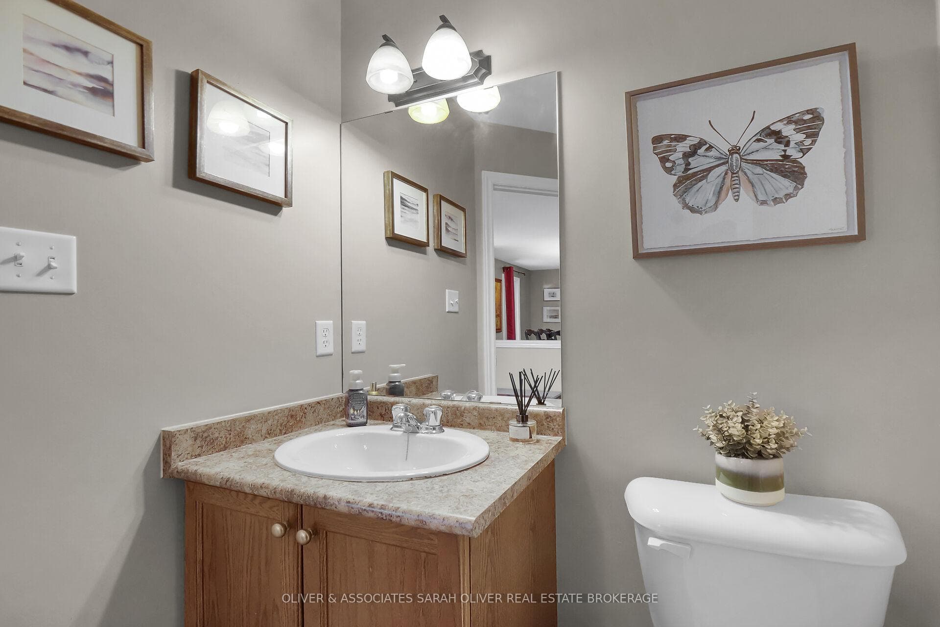 Powder room main