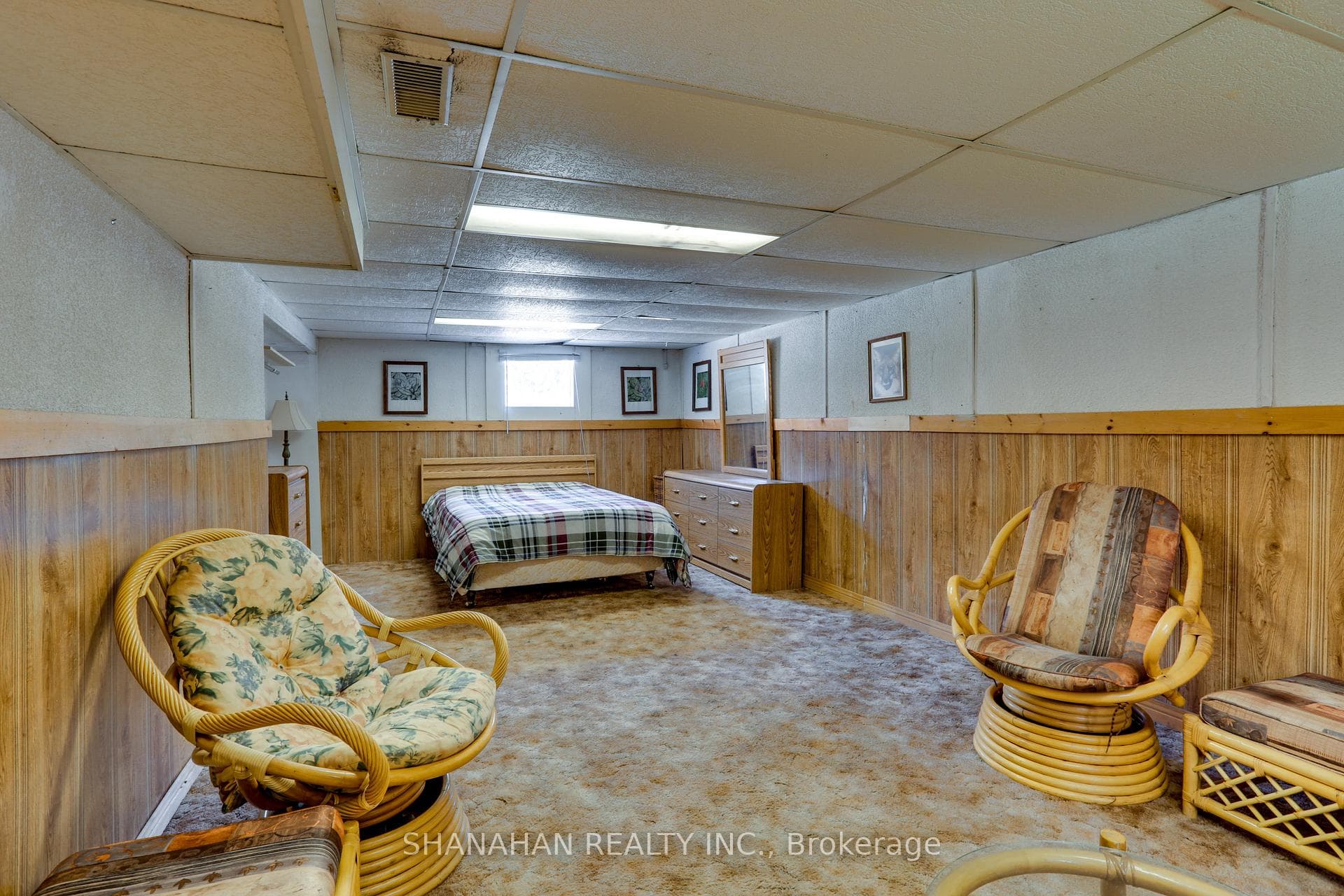 1054 Michigan Avenue photo 19