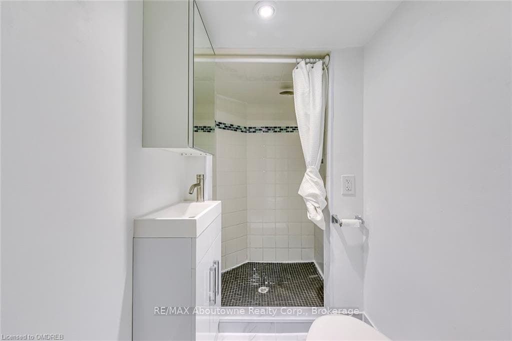 478 KING WILLIAM Street photo 46