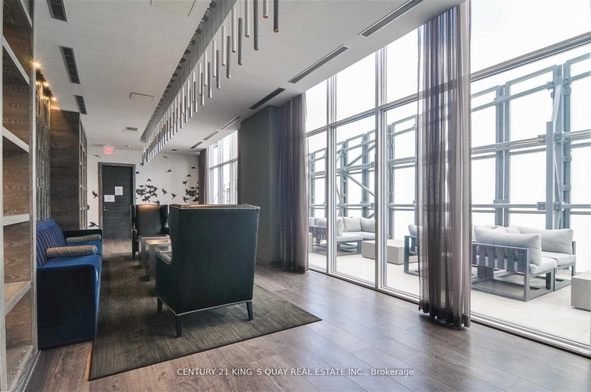 1080 Bay Street Unit 1807 photo 10