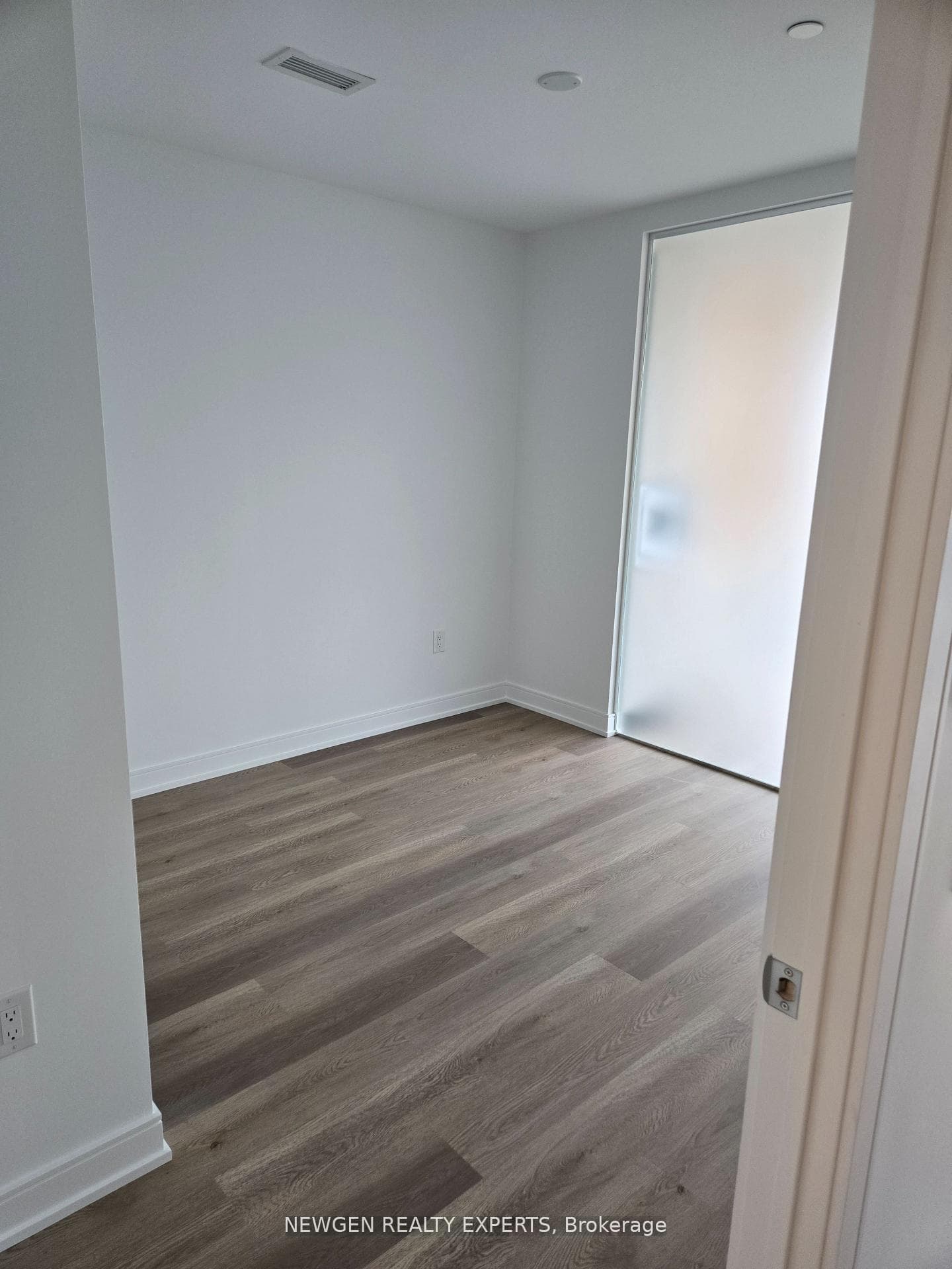 3009 Novar Road Unit 715 photo 12