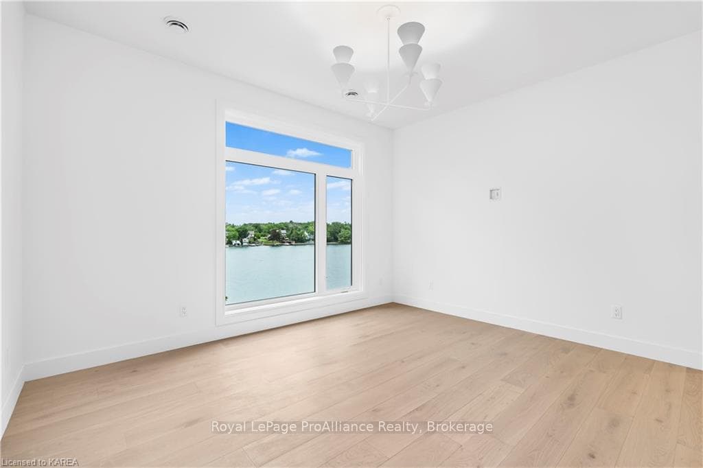 326 NICHOLSON PT Road photo 23
