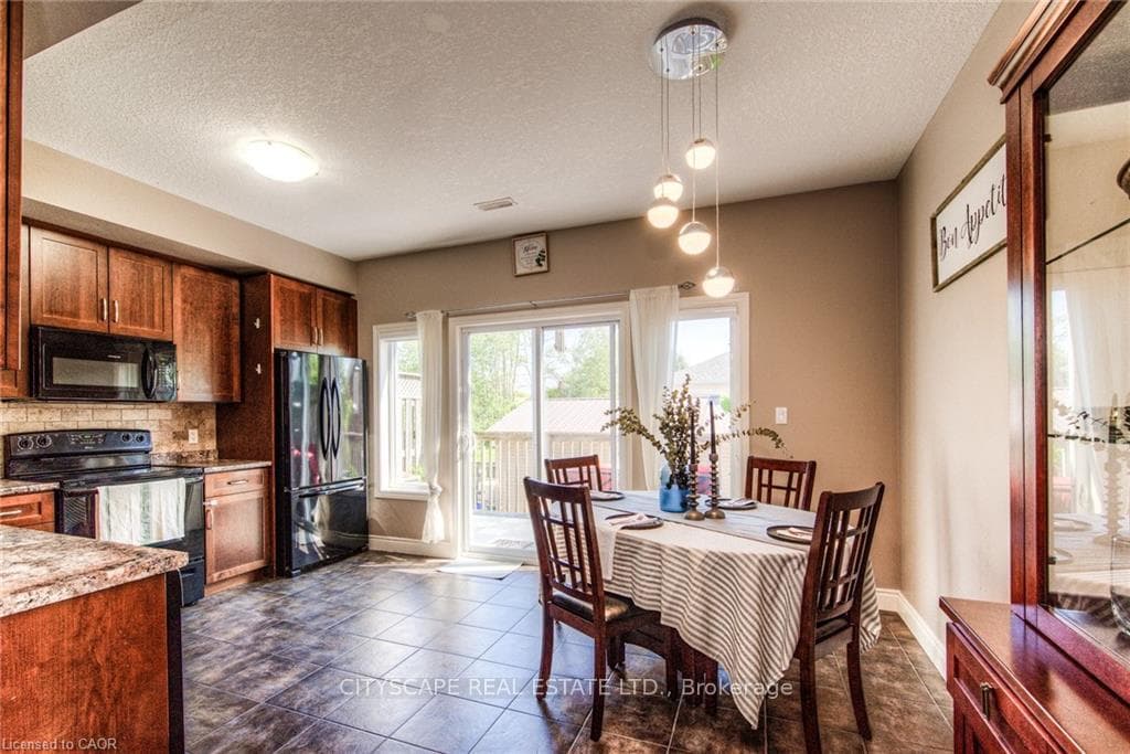38 Howe Drive Unit 4A photo 19