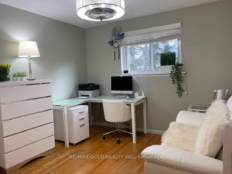 27 Brookdale Crescent Unit Upper photo 17