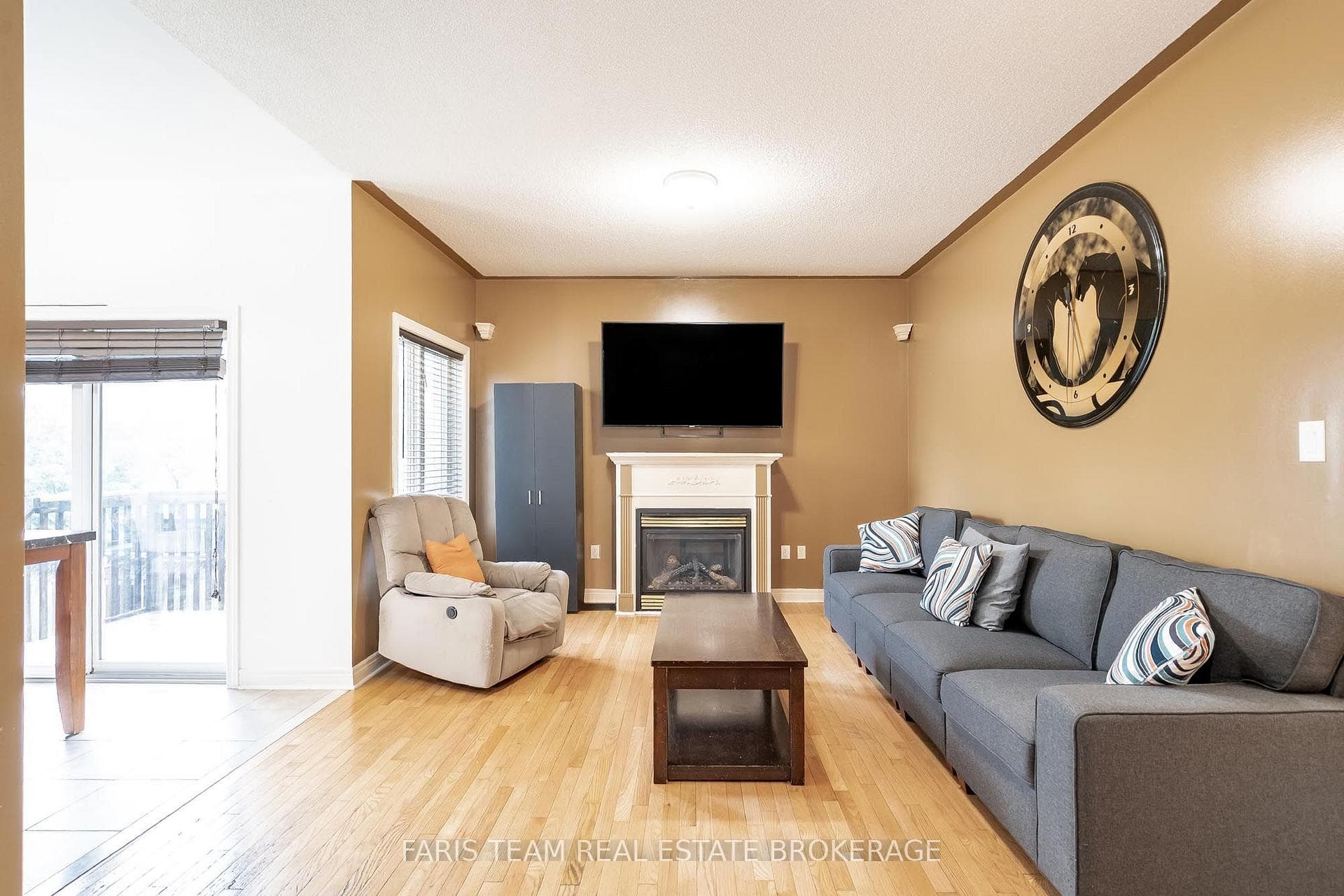 1244 Mary-Lou Street photo 10