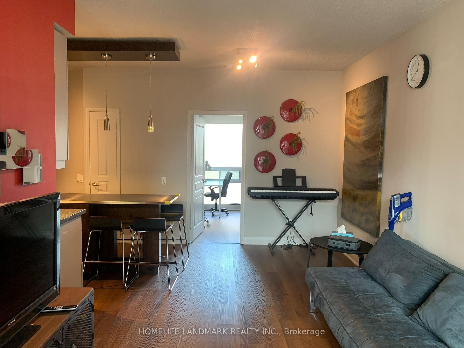1121 Bay Street Unit 1701 photo 6