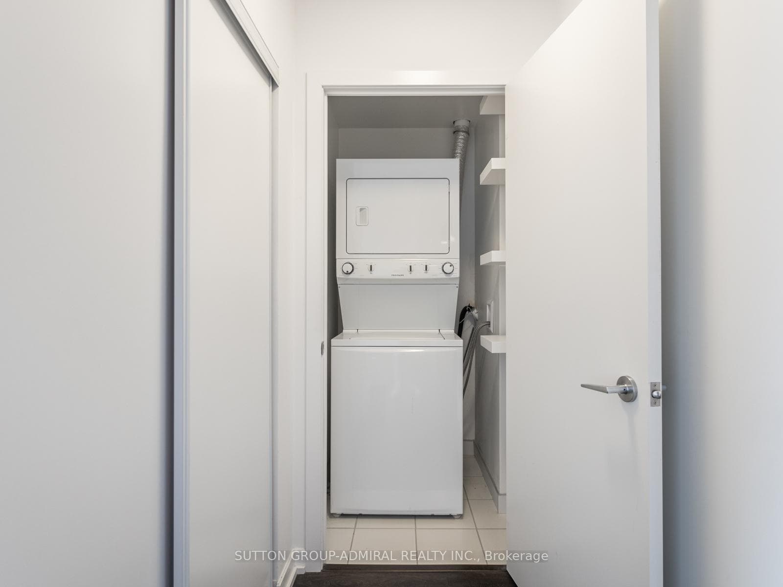 66 Forest Manor Road Unit 1105 photo 9
