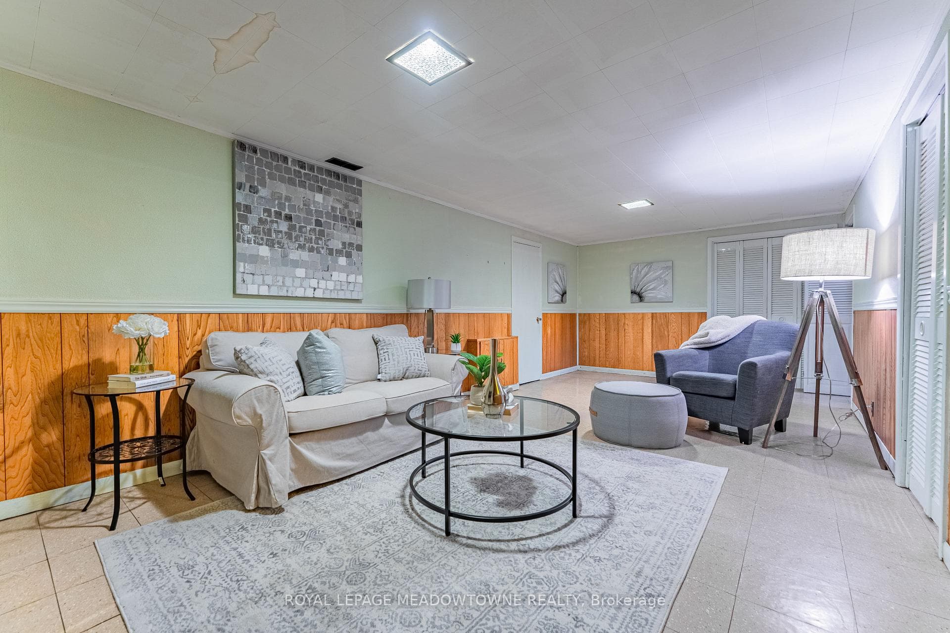 5394 Murray Crescent photo 29
