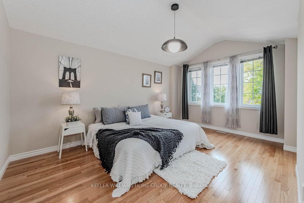 210 Rickson Avenue photo 20