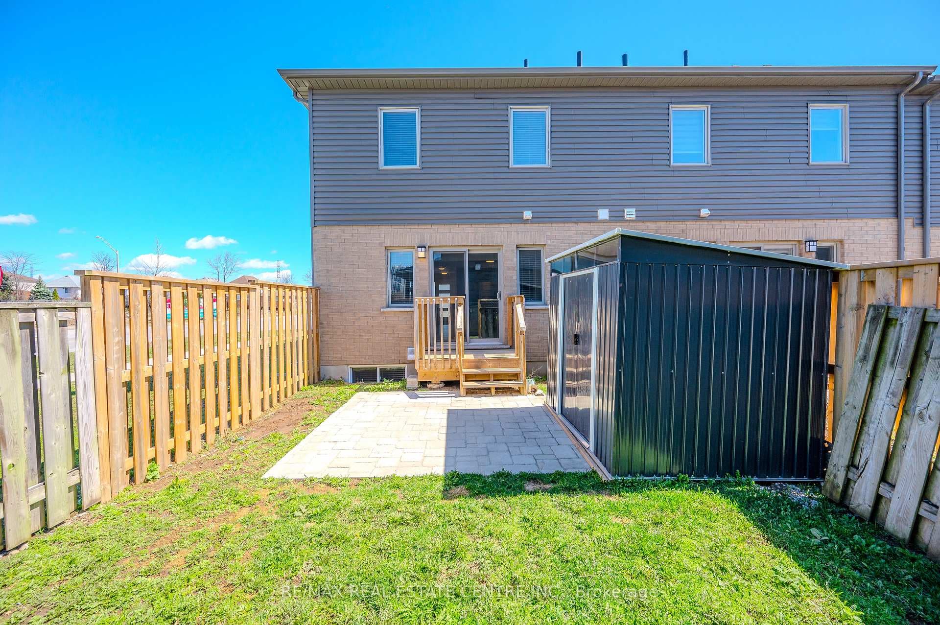 97 Nieson Street photo 37