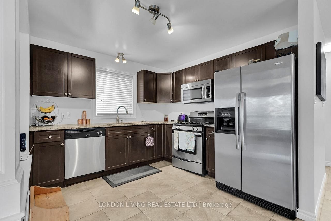 3229 Meadowgate Boulevard photo 5