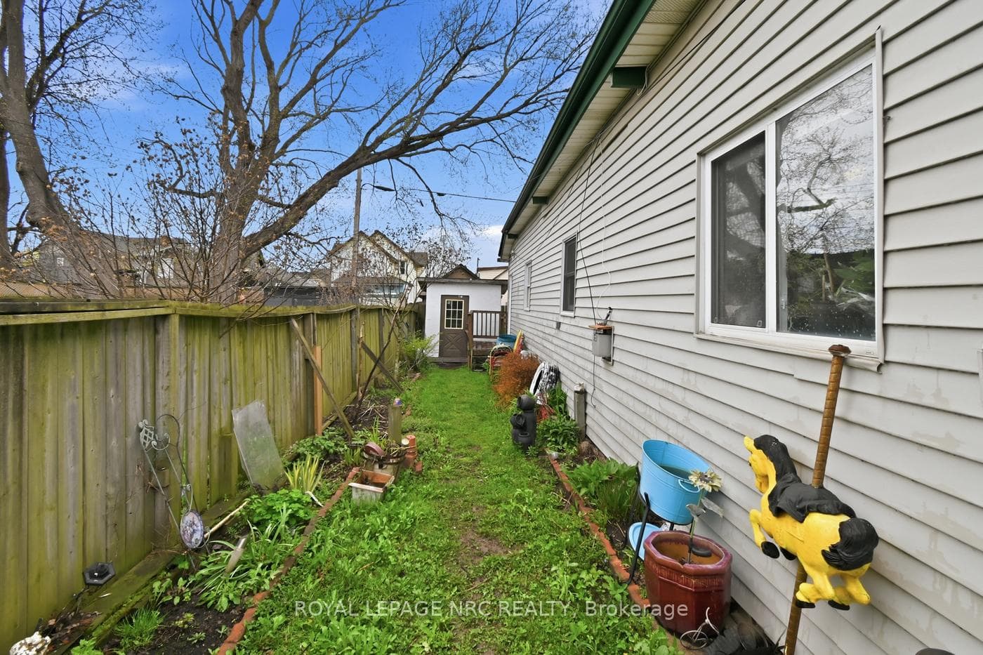 166 Mitchell Street photo 25