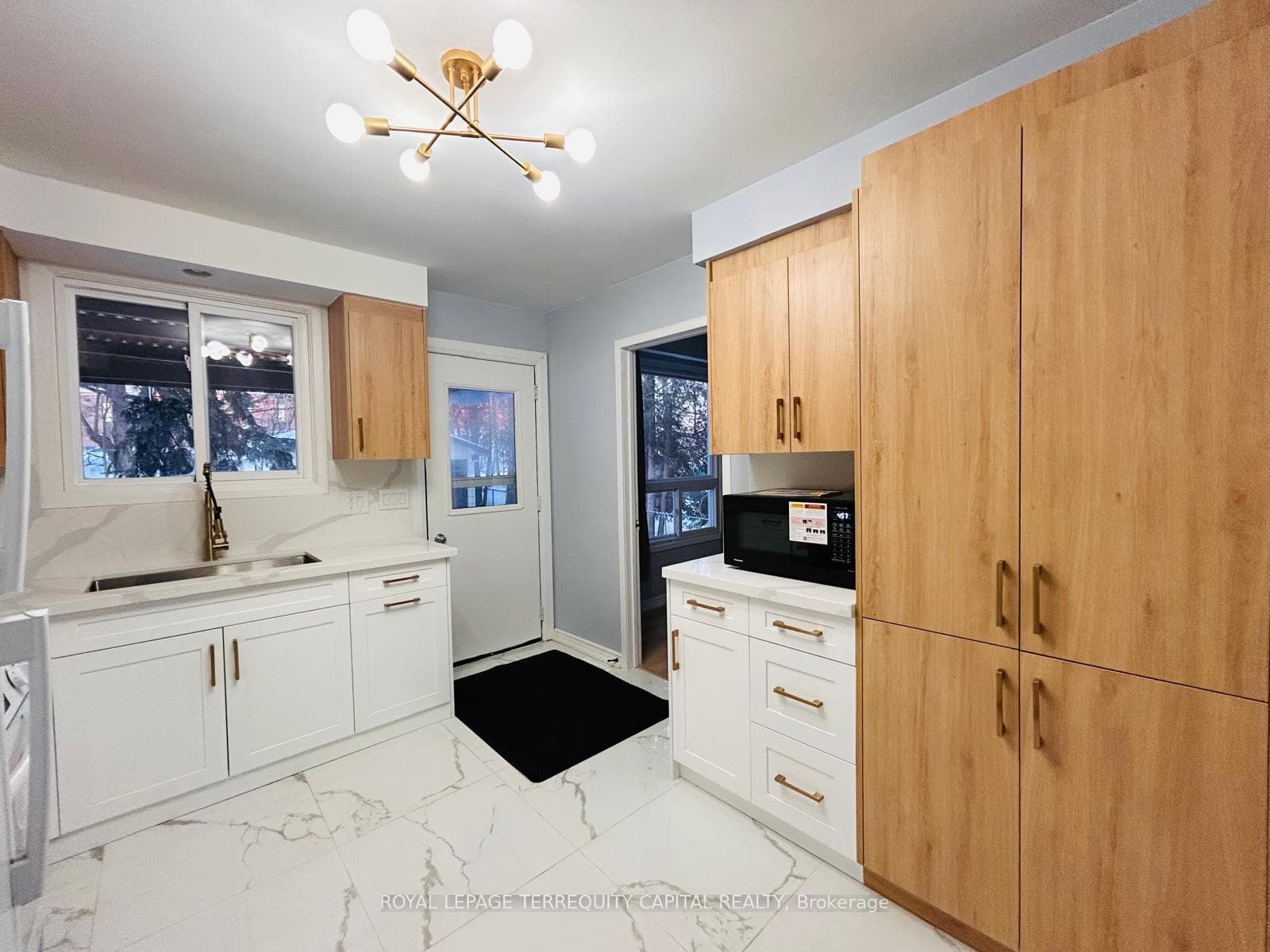 38 Bernick Drive Unit Upper photo 5