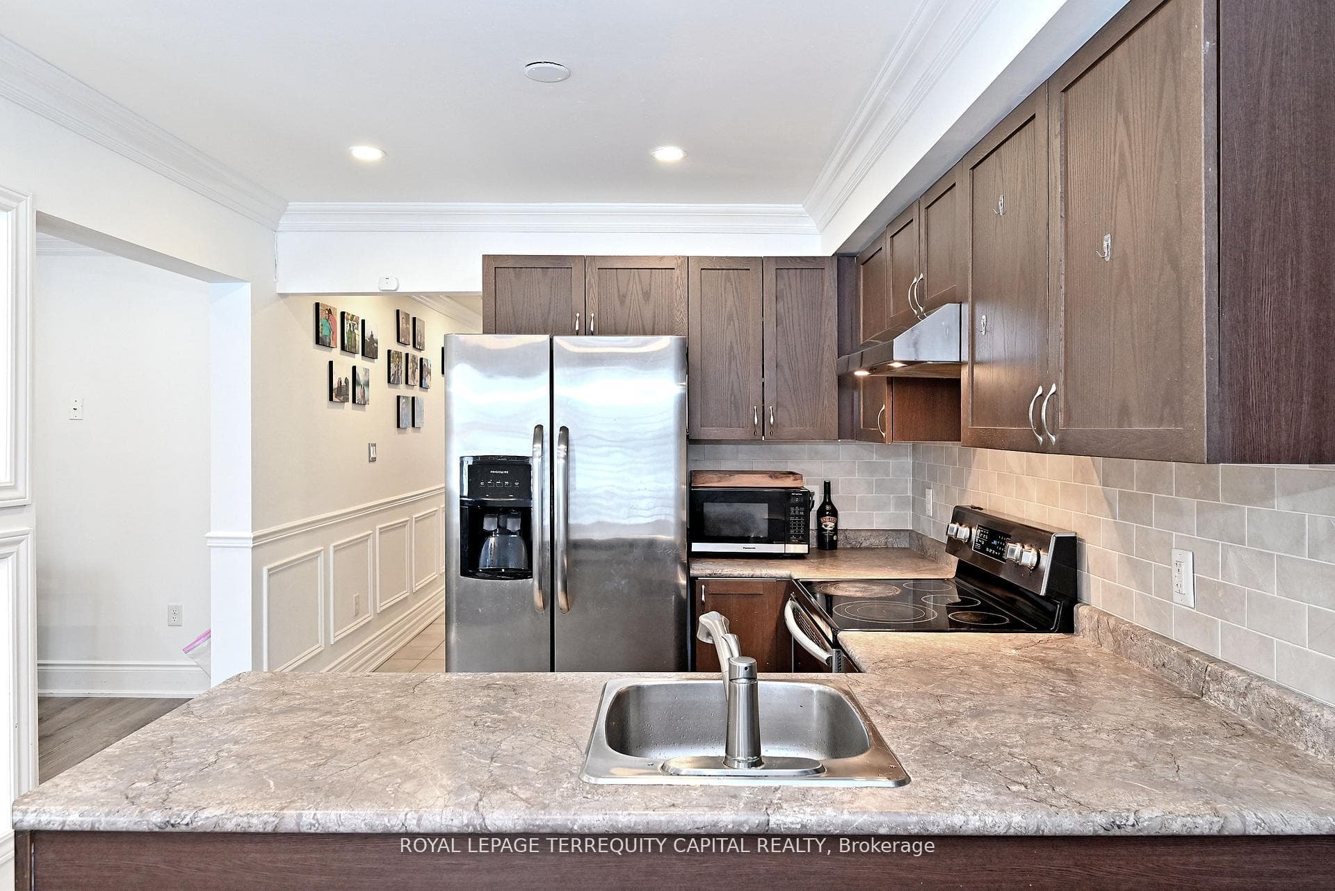 29 Madelaine Drive Unit 6 photo 17