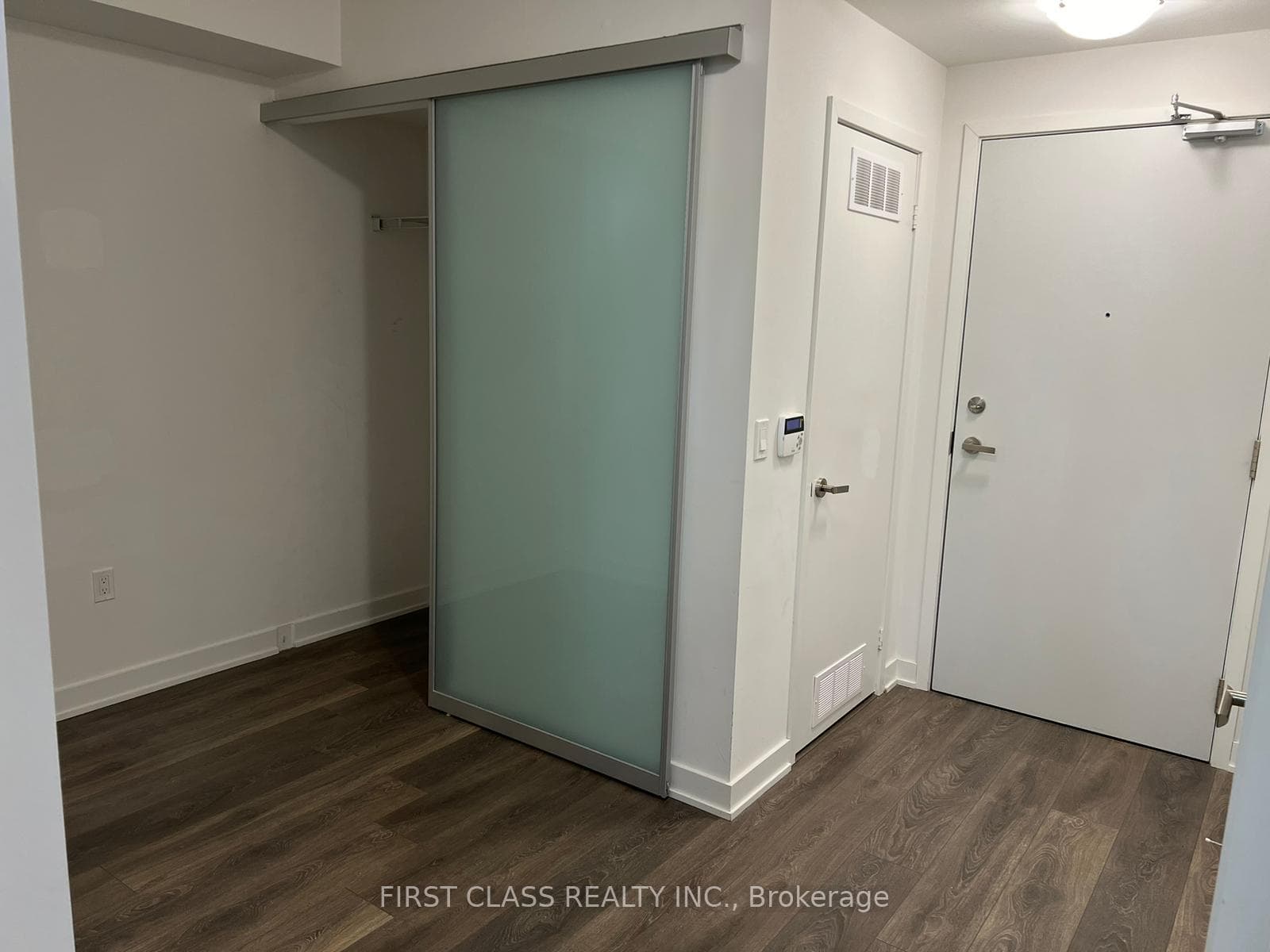 99 Broadway Avenue Unit 1211 photo 7