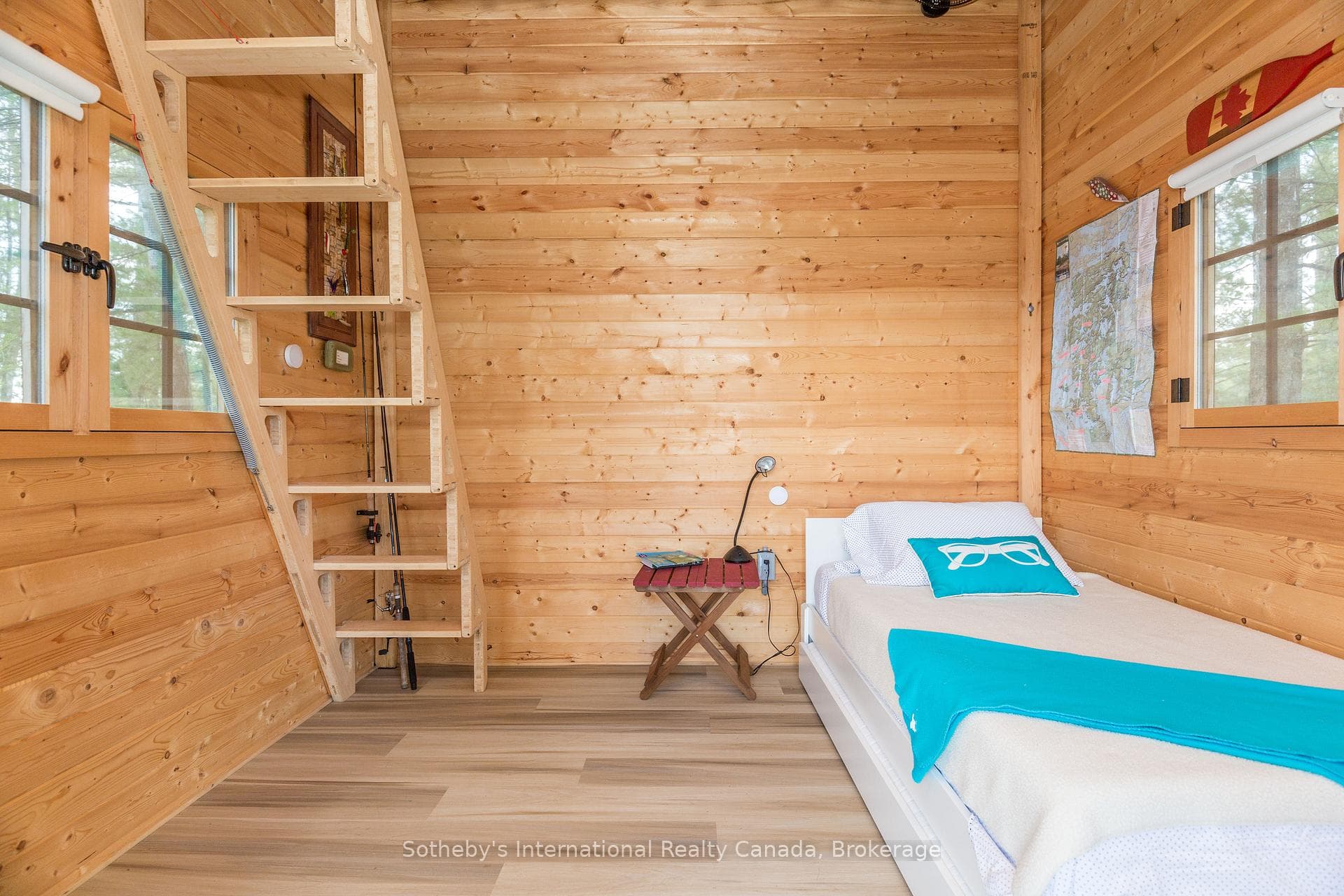 1 B277 Island photo 26
