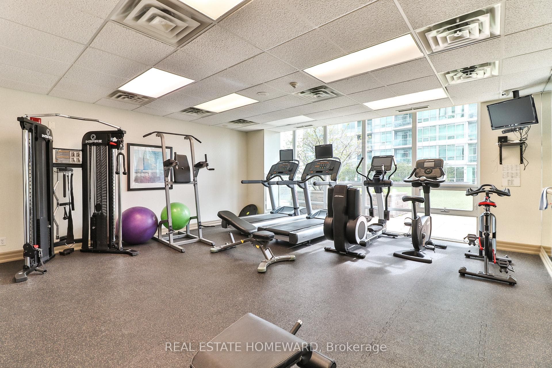 1900 Lakeshore Boulevard Unit 608 photo 39