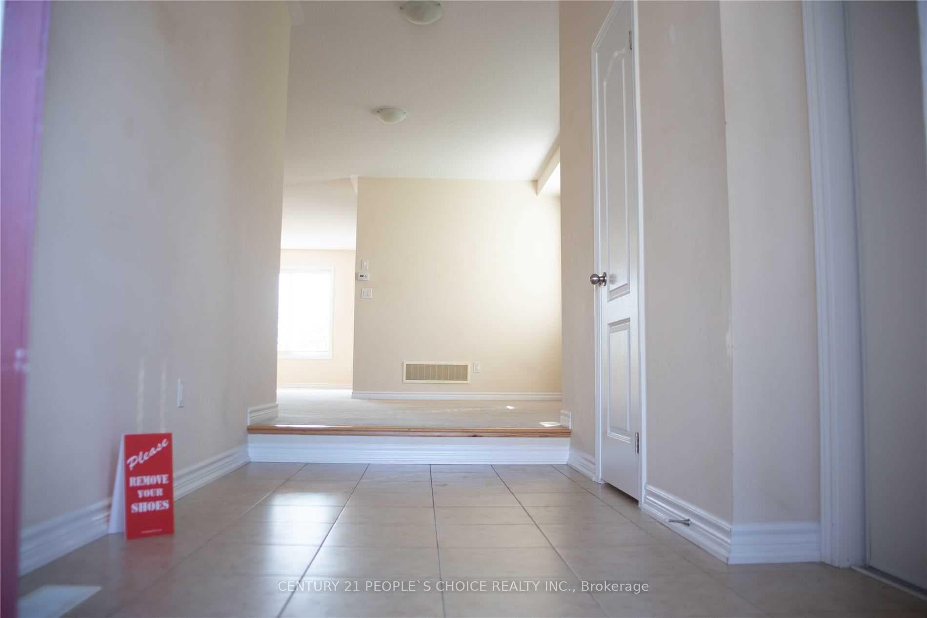 716 Sauve Street photo 7