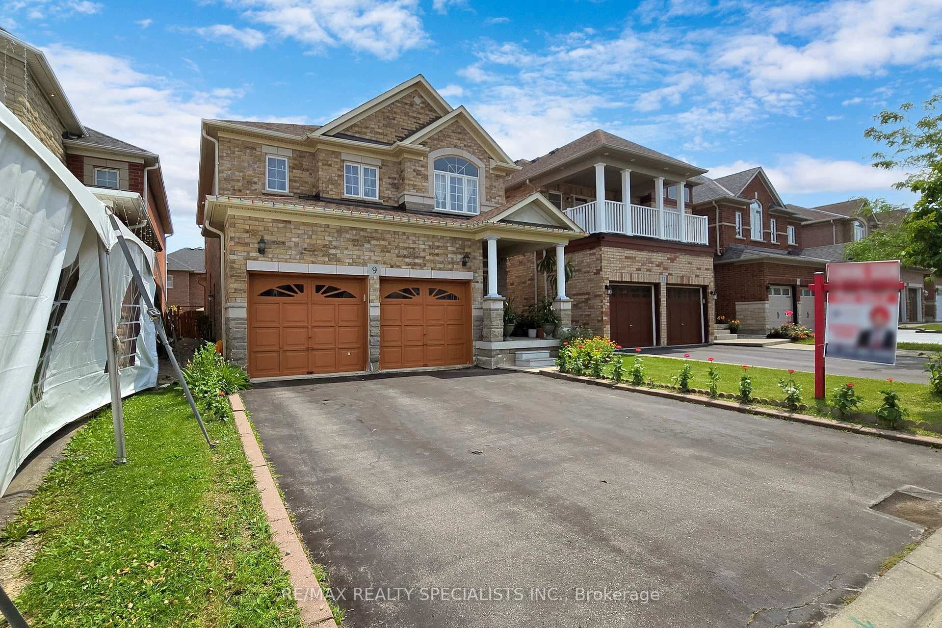 9 Bellflower Lane photo 2