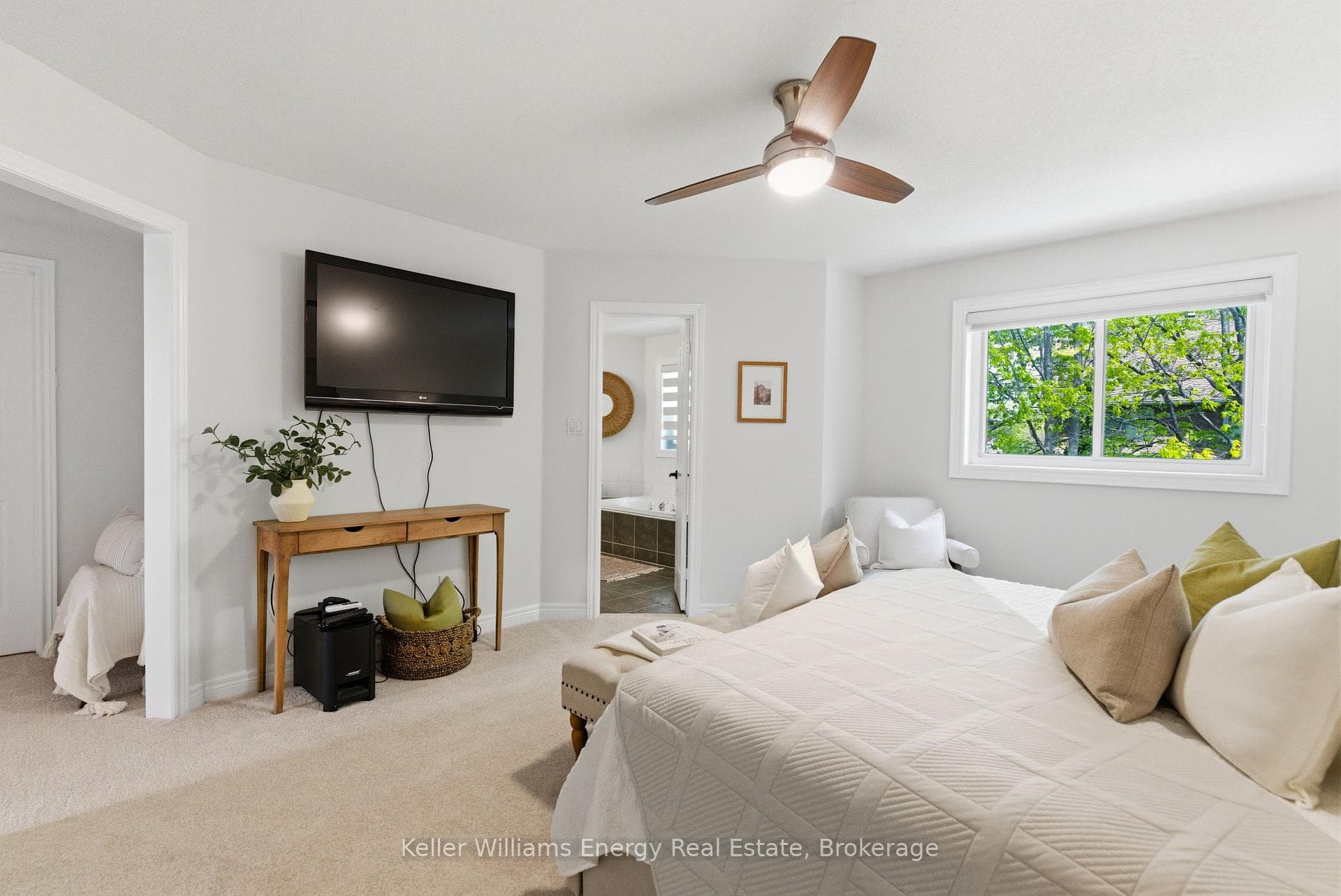 2019 Erin Gate Boulevard photo 26