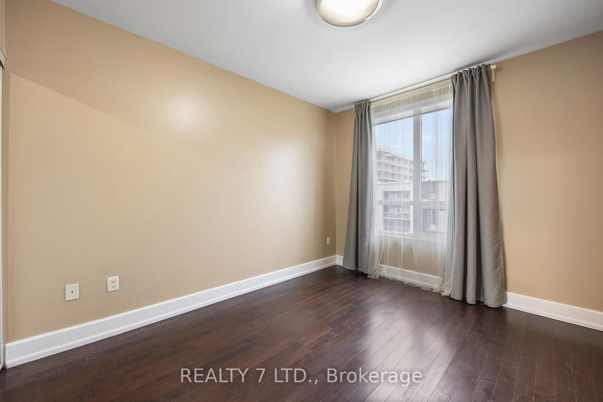 650 Sheppard Avenue Unit 622 photo 18