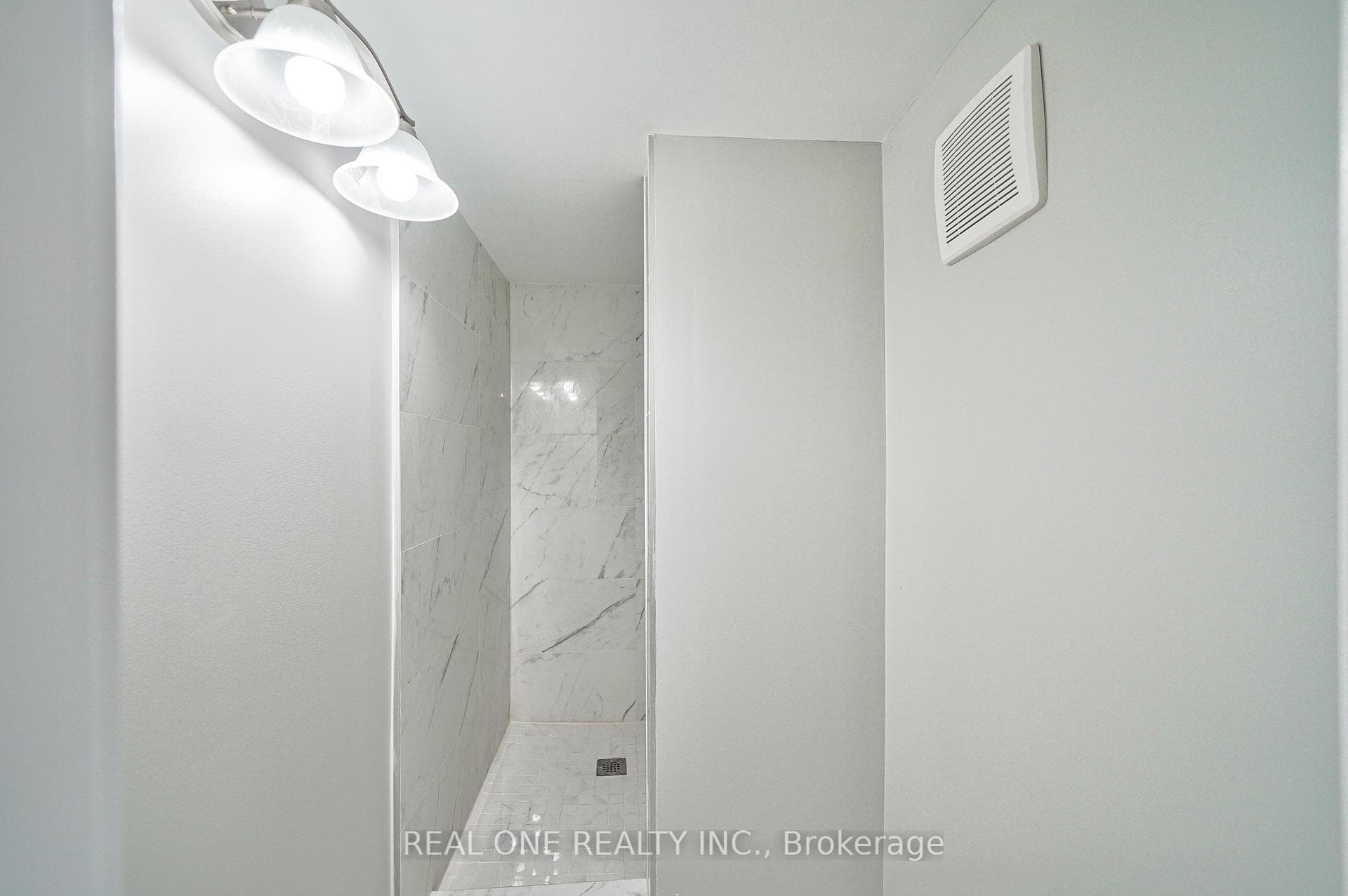 98 Prince Charles Drive photo 34