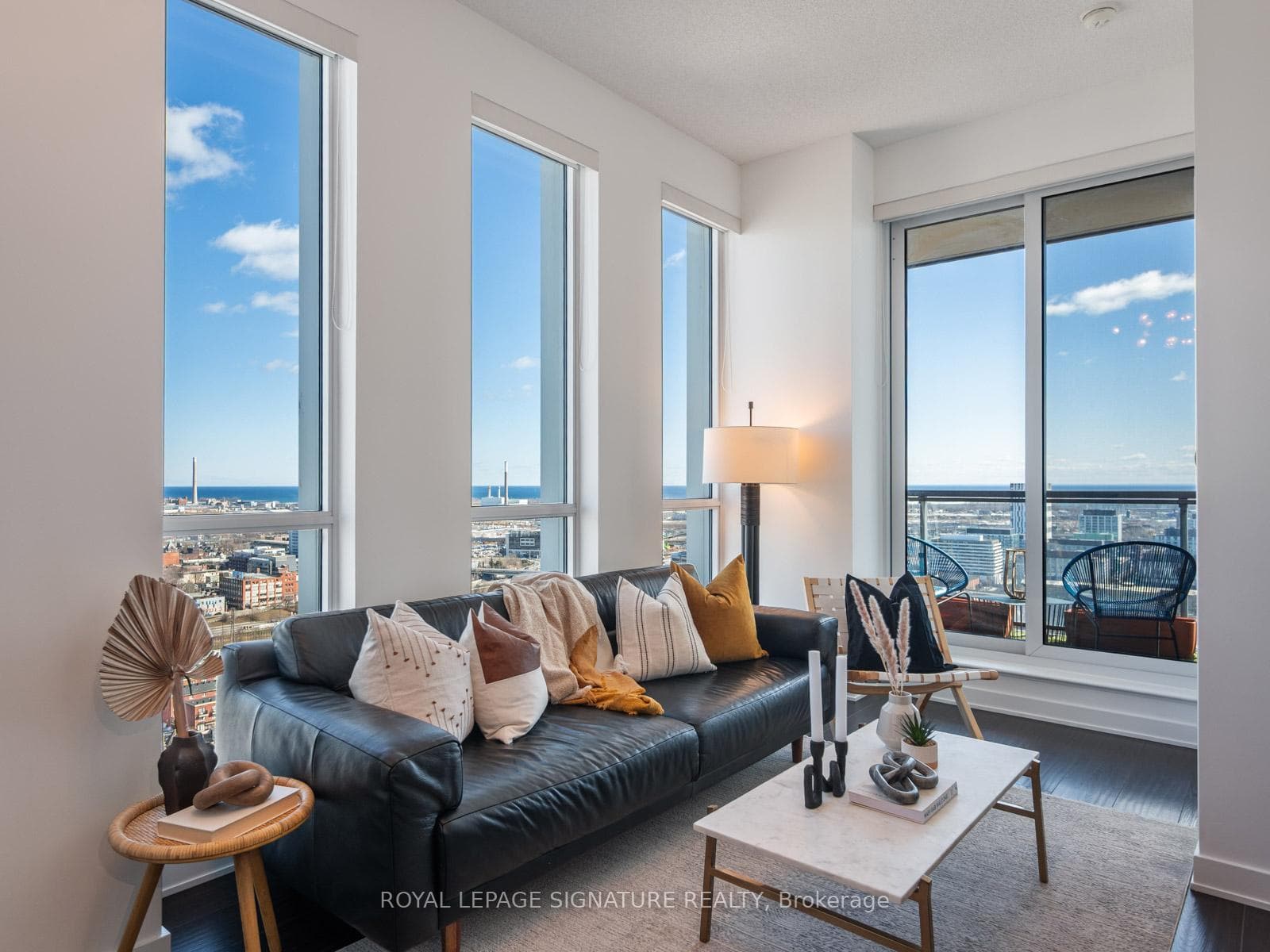 55 Regent Park Boulevard Unit 2802 photo 3