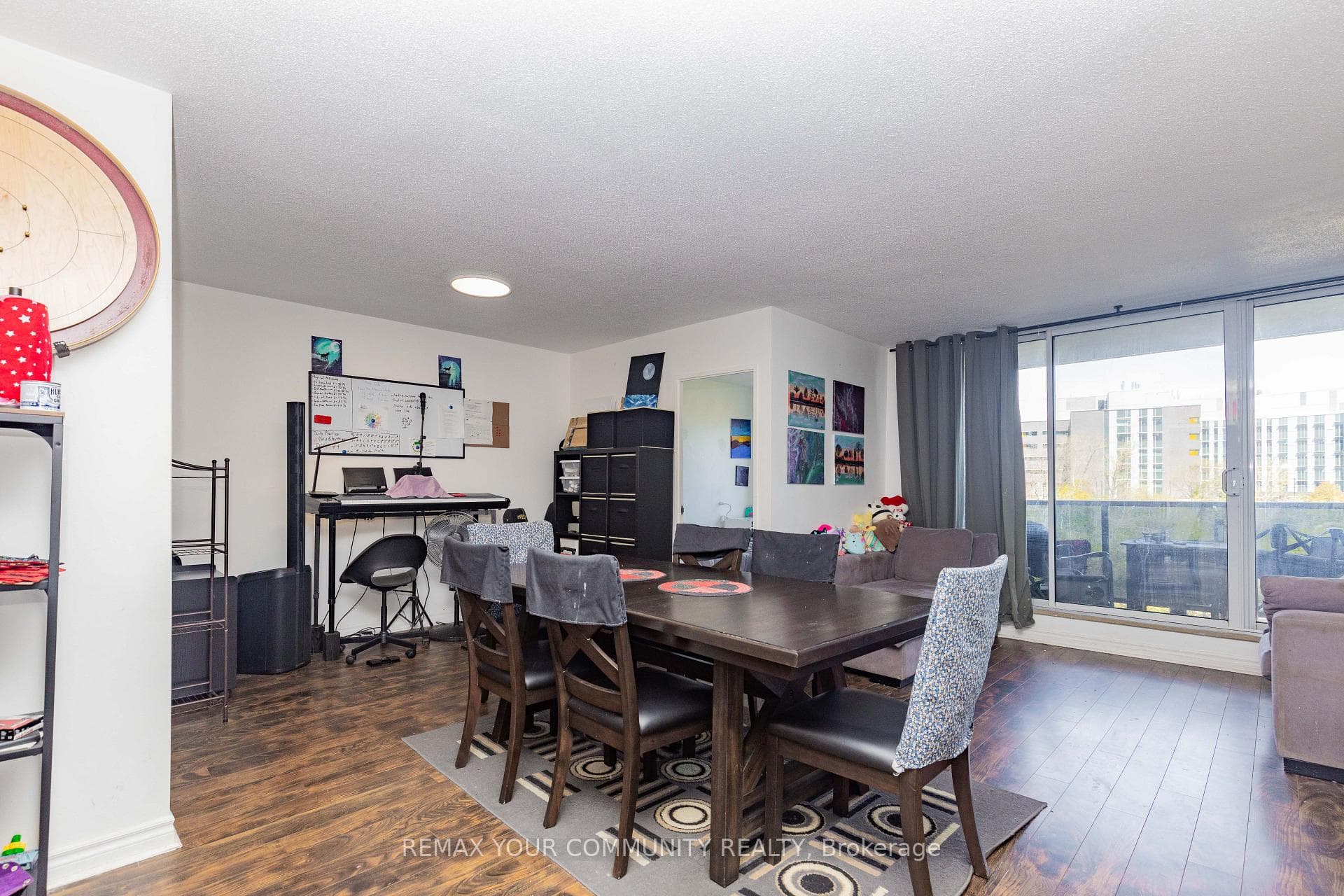 85 Emmett Avenue Unit 708 photo 5