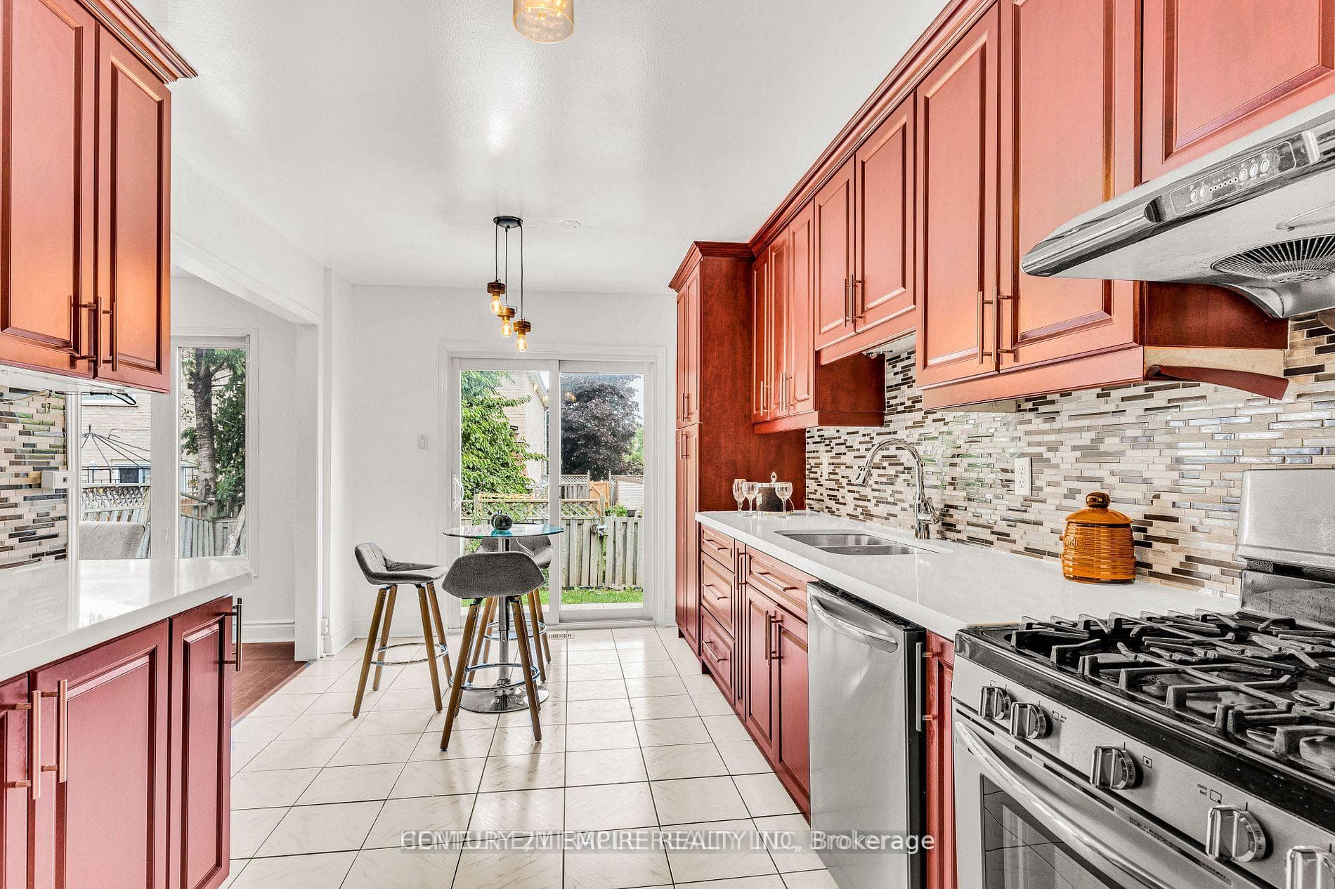 87 Sandmere Avenue photo 13