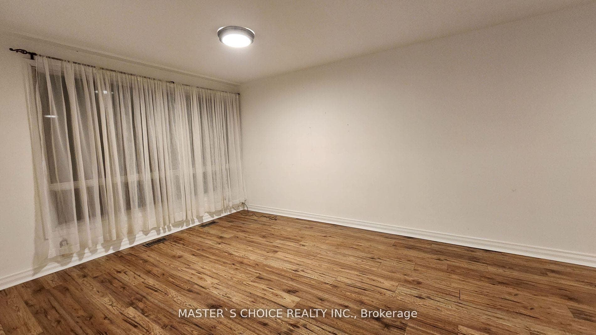 344 Taylor Mills Drive Unit Upper photo 3