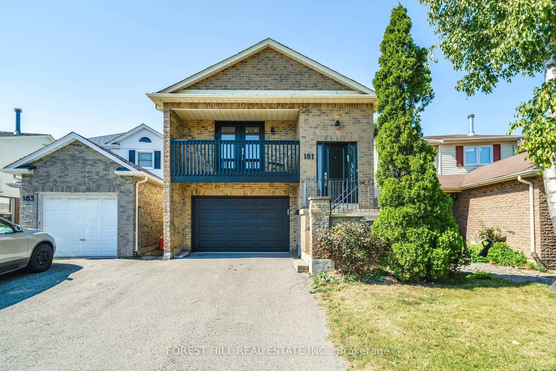 181 Lisa Crescent photo 1