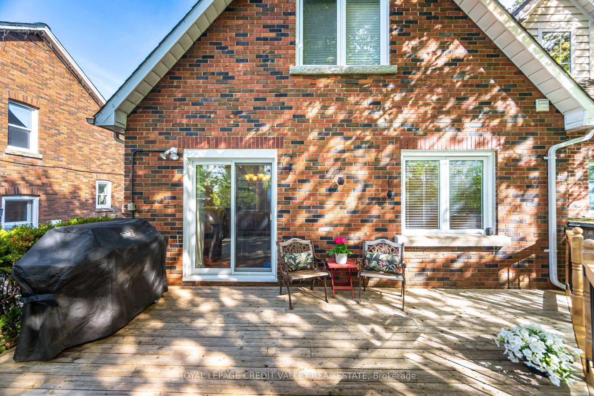 20 Fleming Avenue photo 43