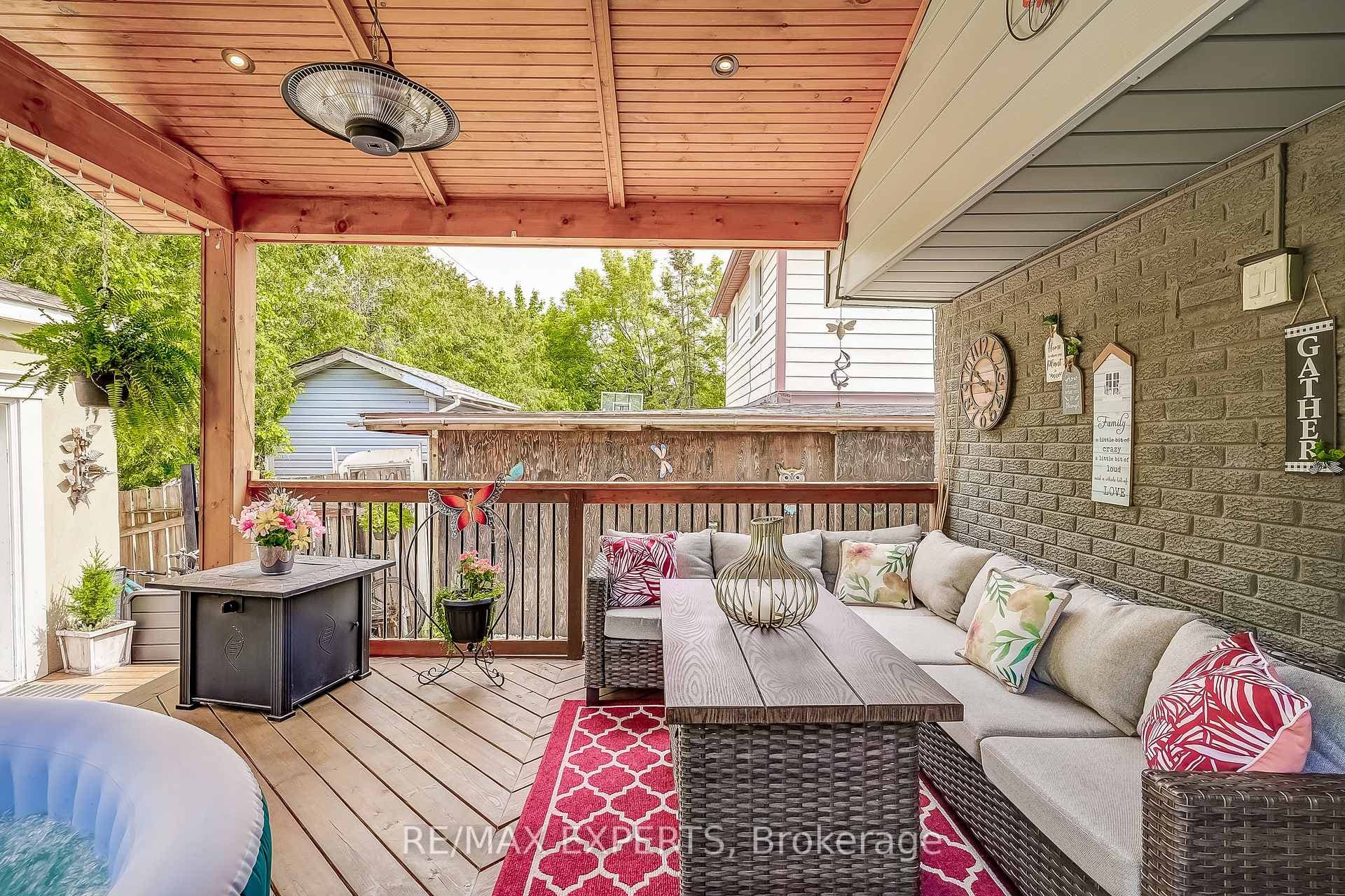 31 Shalom Crescent photo 38
