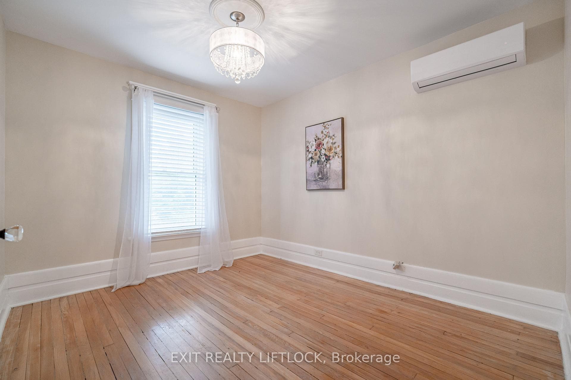 141 Hunter Street photo 14
