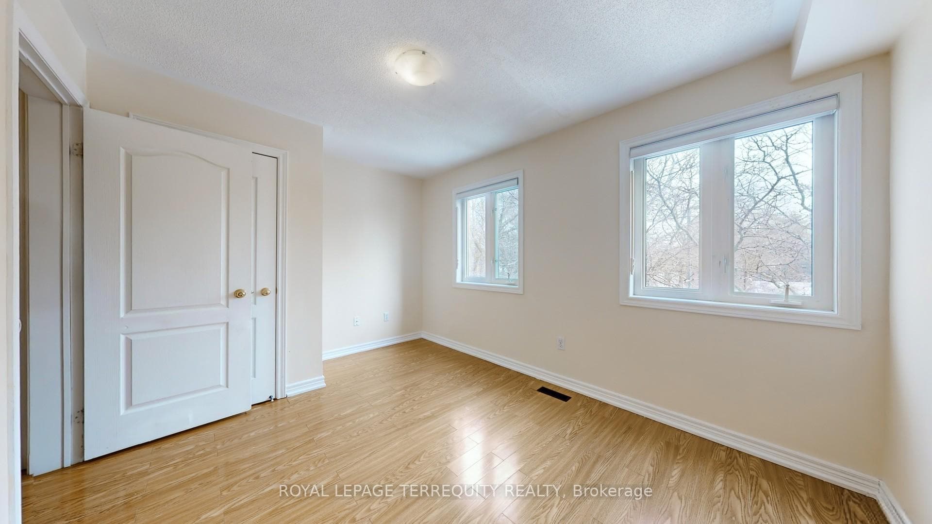 411 Dawes Road photo 16