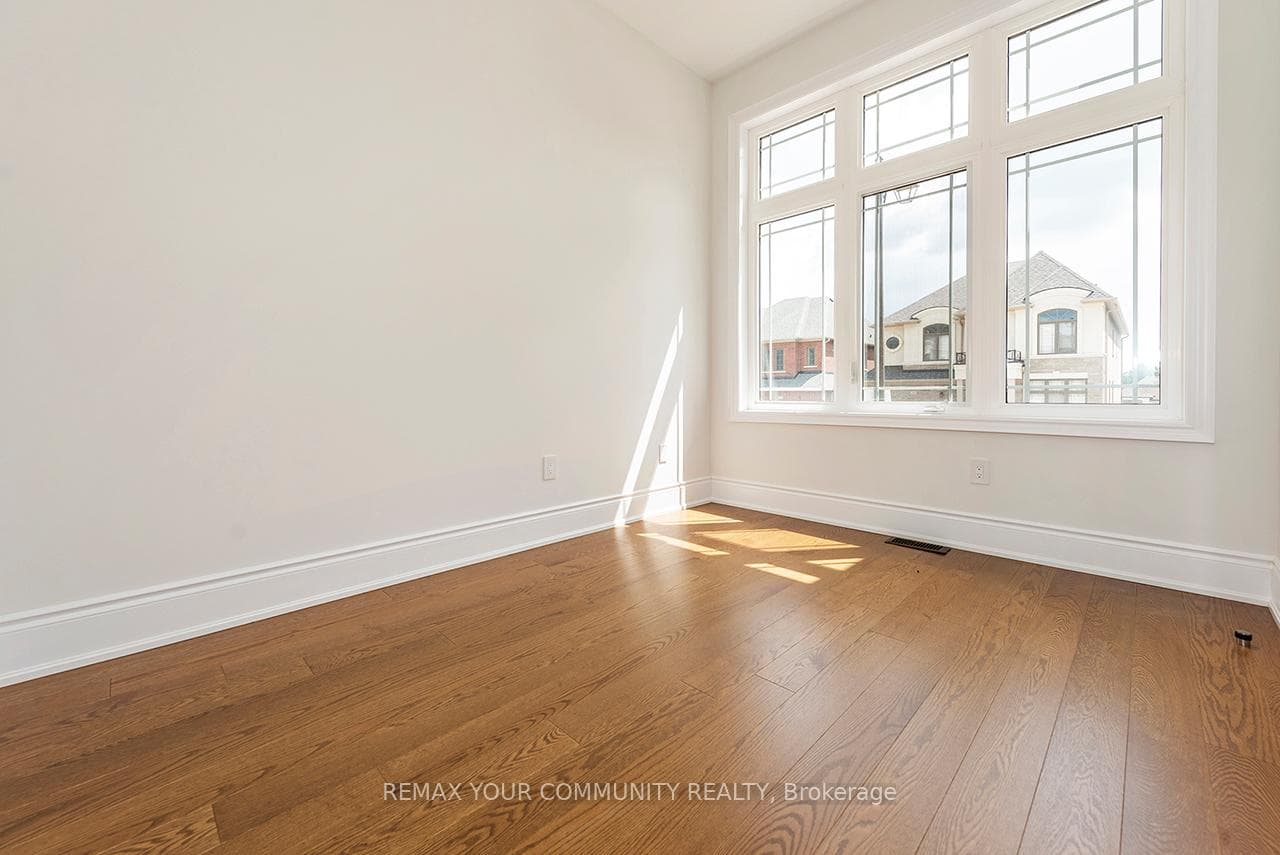 109 James Walker Avenue photo 44