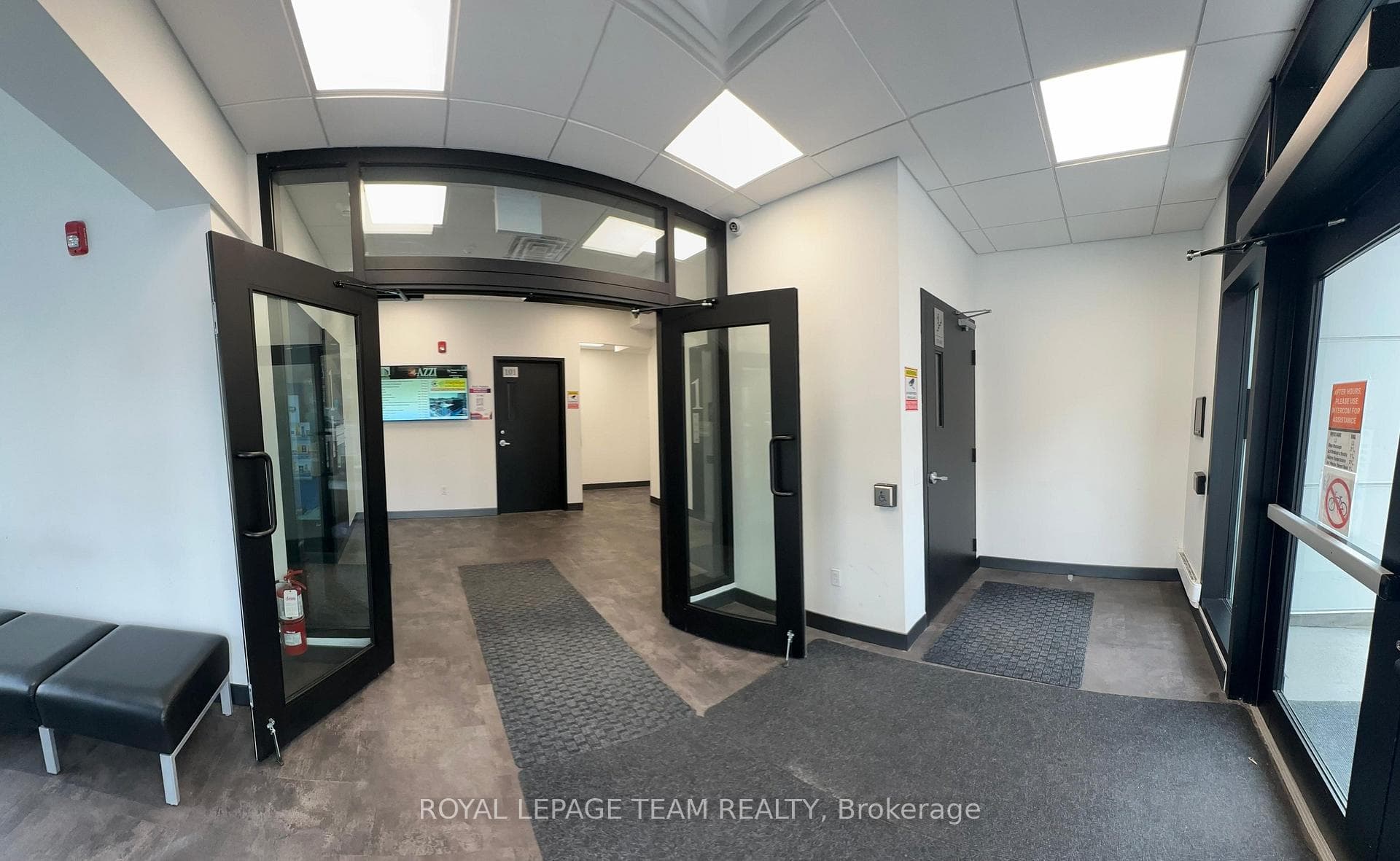 168 Charlotte Street Unit 101 photo 16