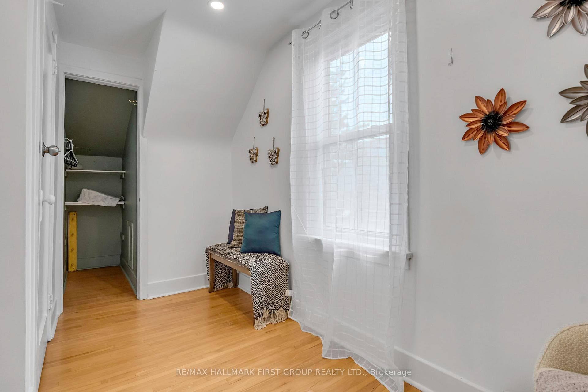 67 Lasalle Avenue photo 18