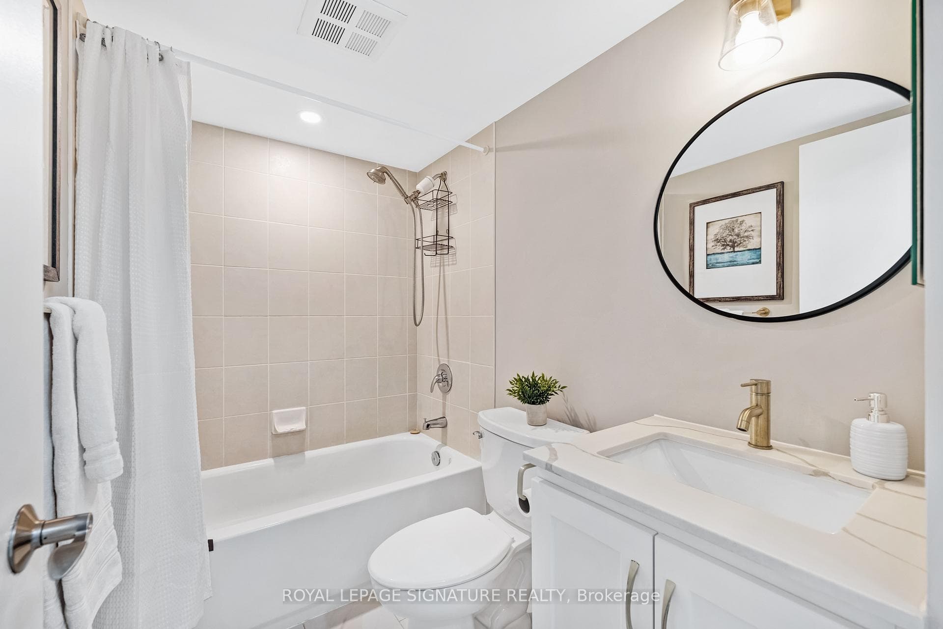 1200 The Esplanade Road Unit 905 photo 16