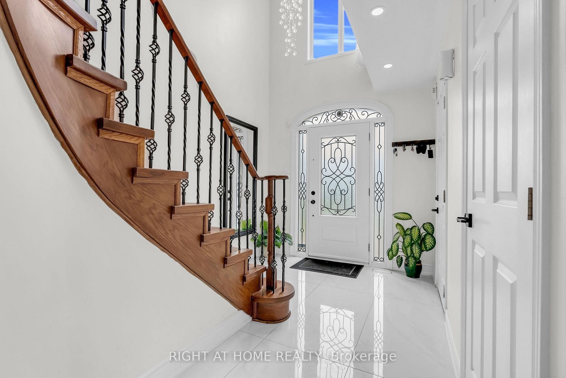 847 Stonebridge Avenue photo 6