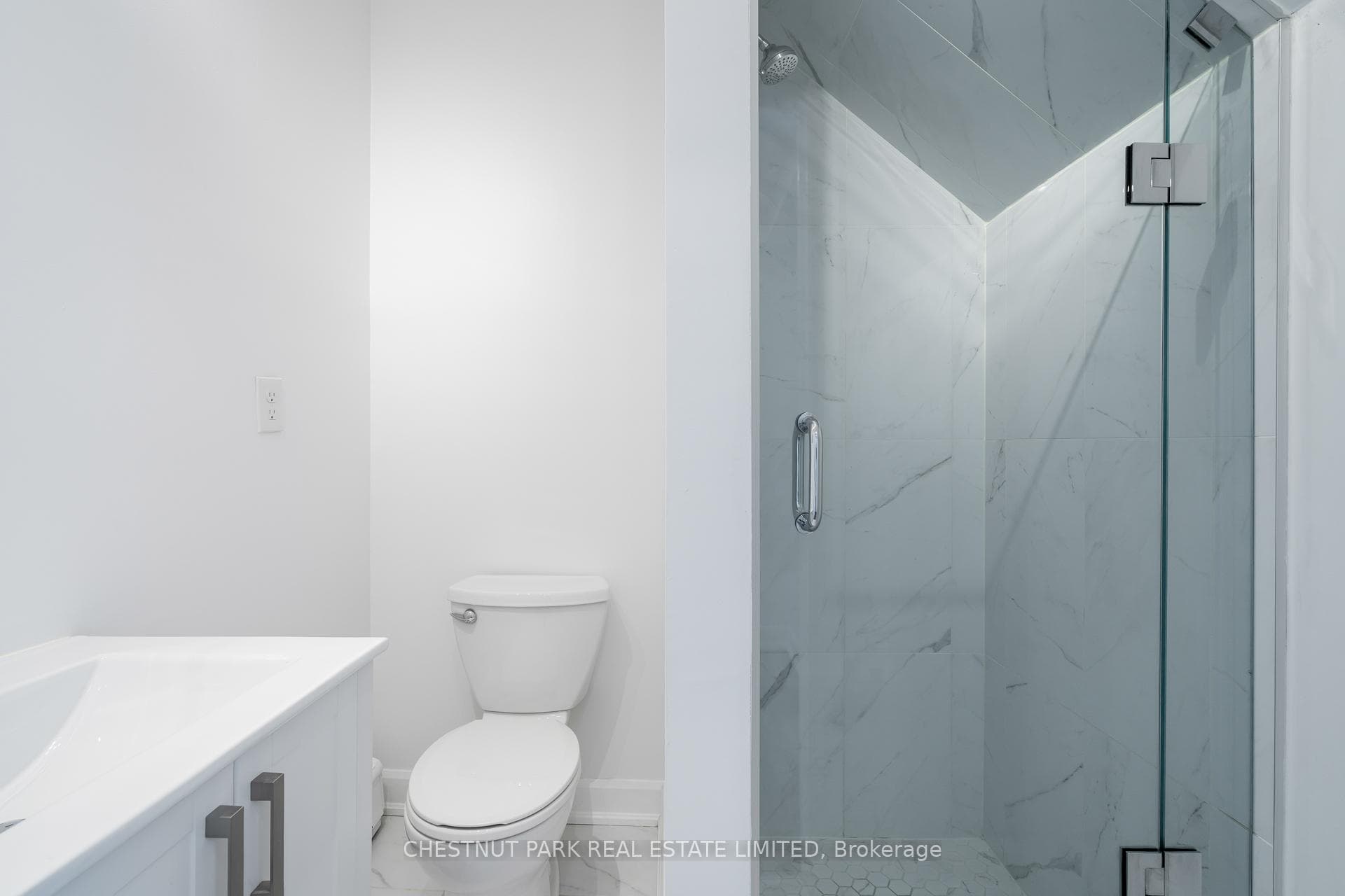 51 Winchester Street Unit 204B photo 27