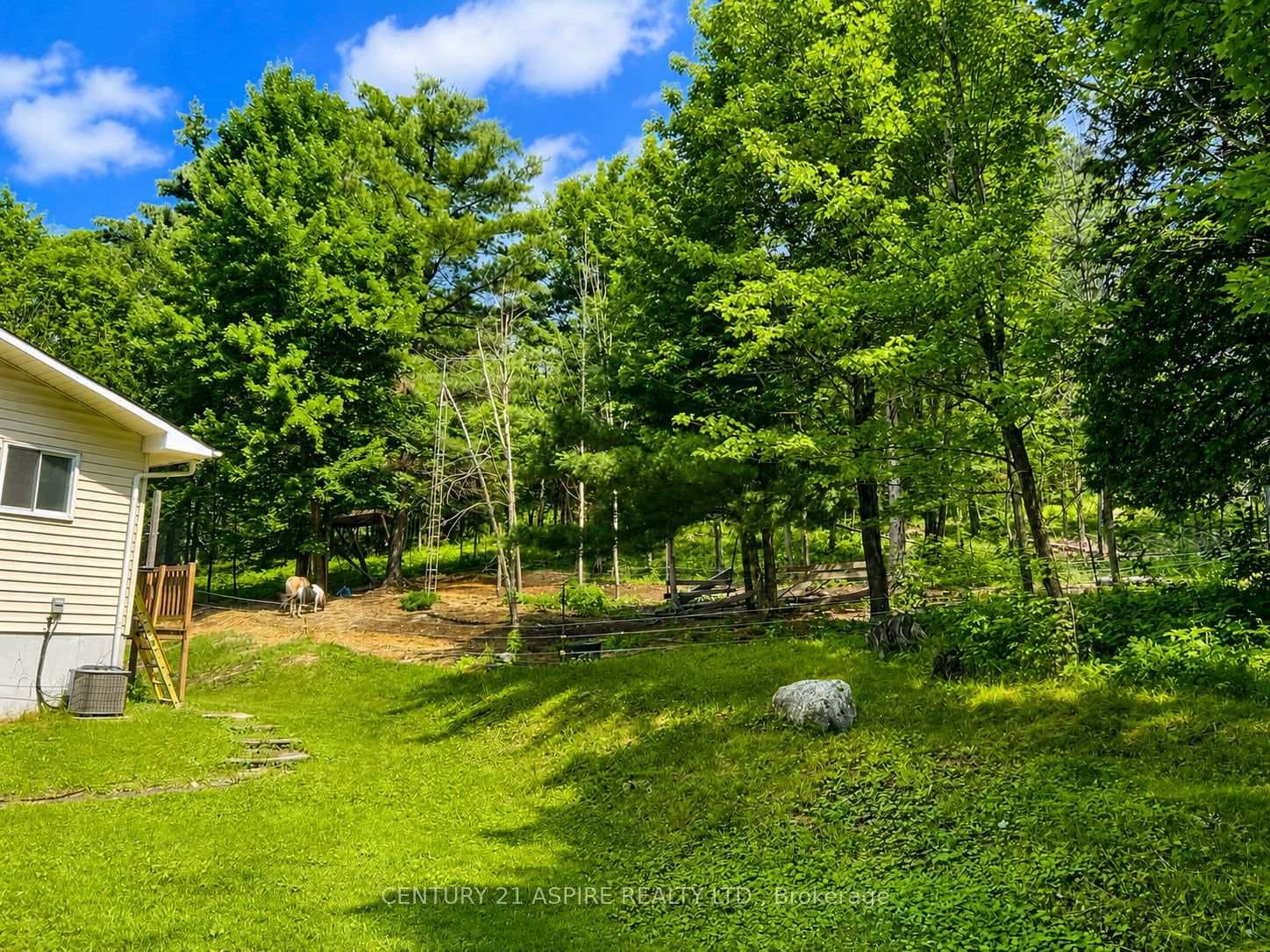 202 Brydges Road photo 31