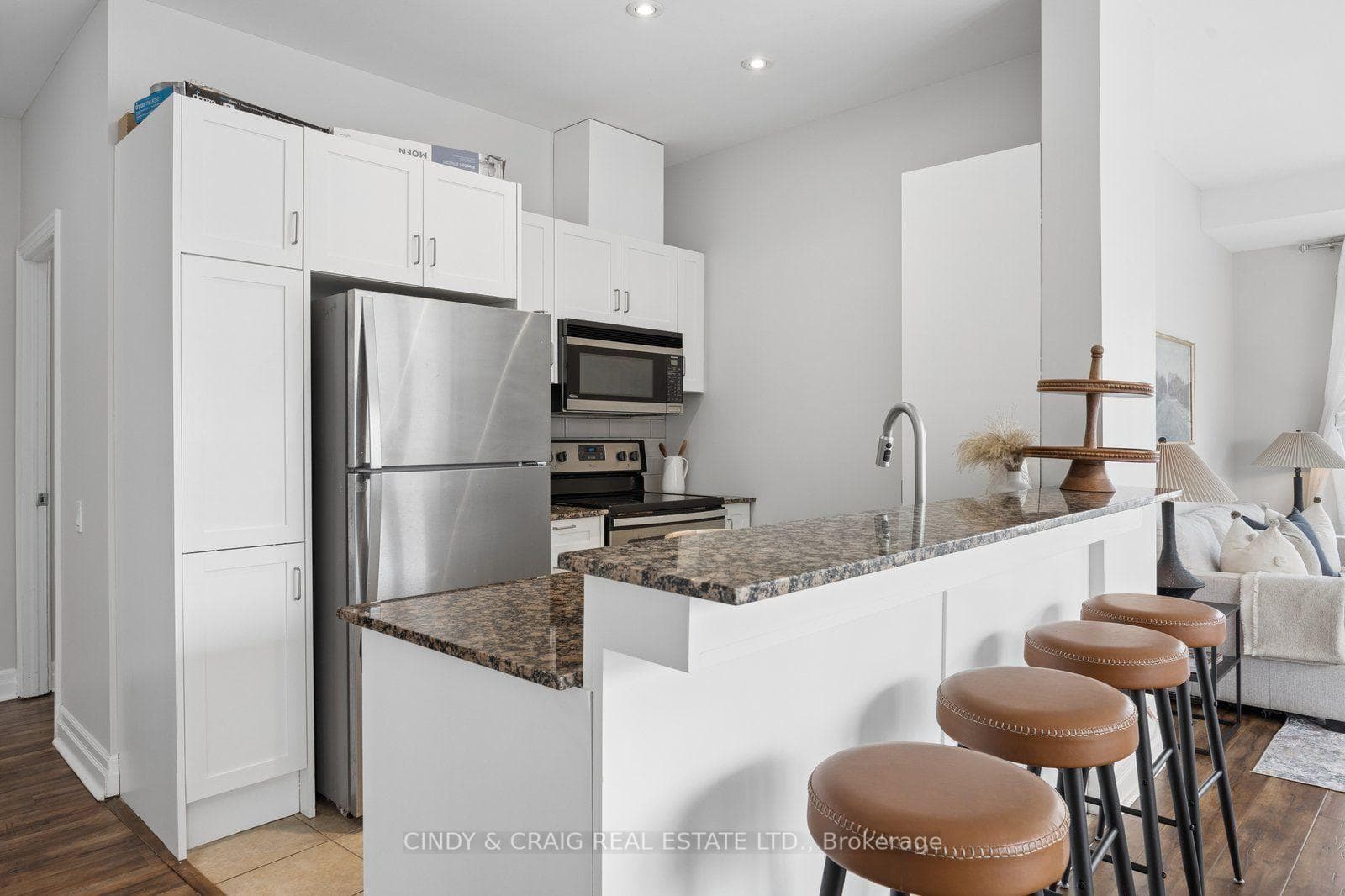 44 Bond Street Unit 305 photo 7