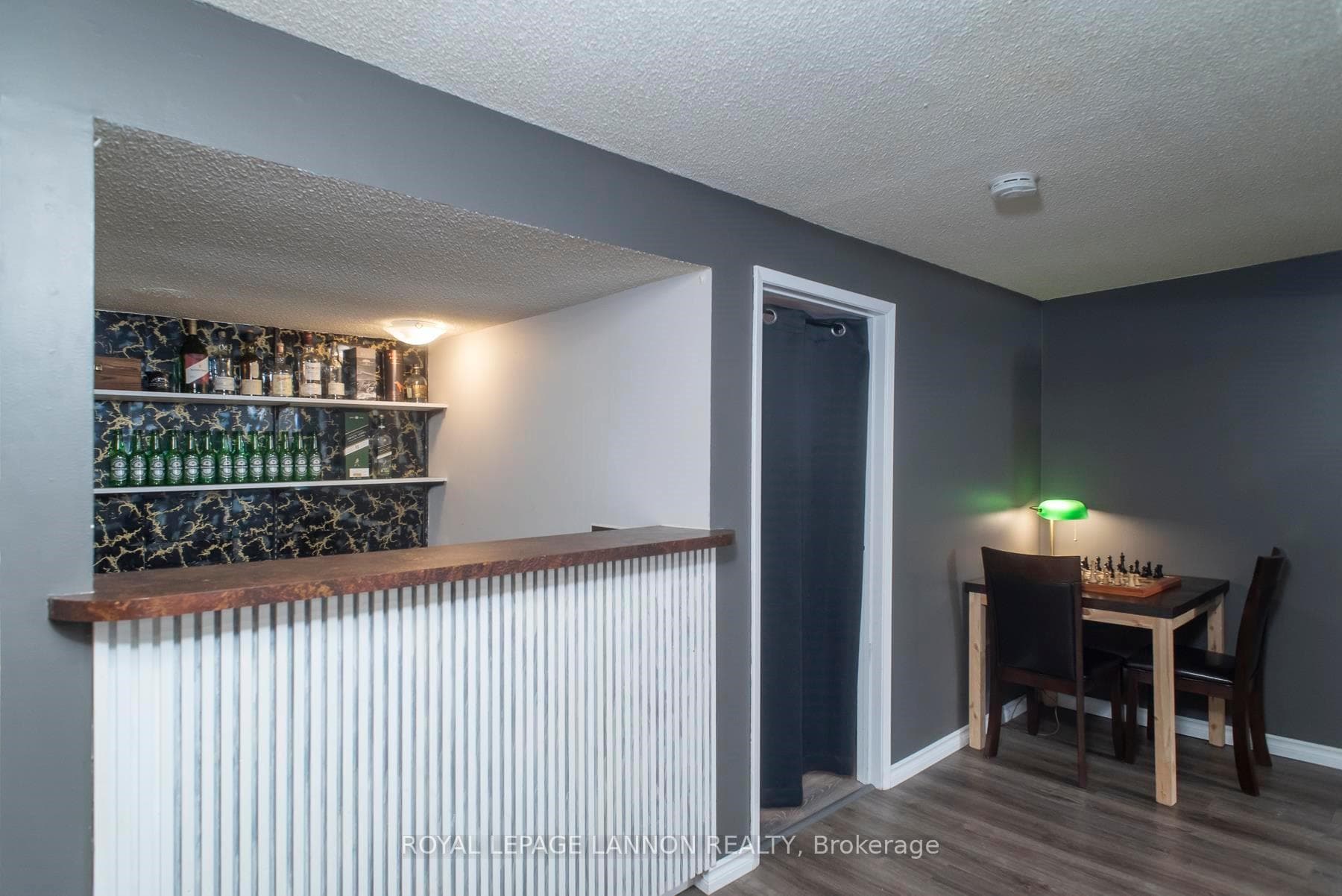 252 ANGUS Street photo 25