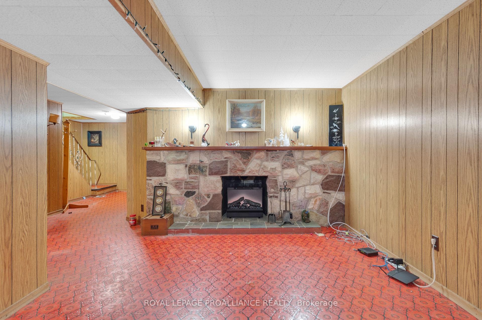 180 Foster Avenue photo 20