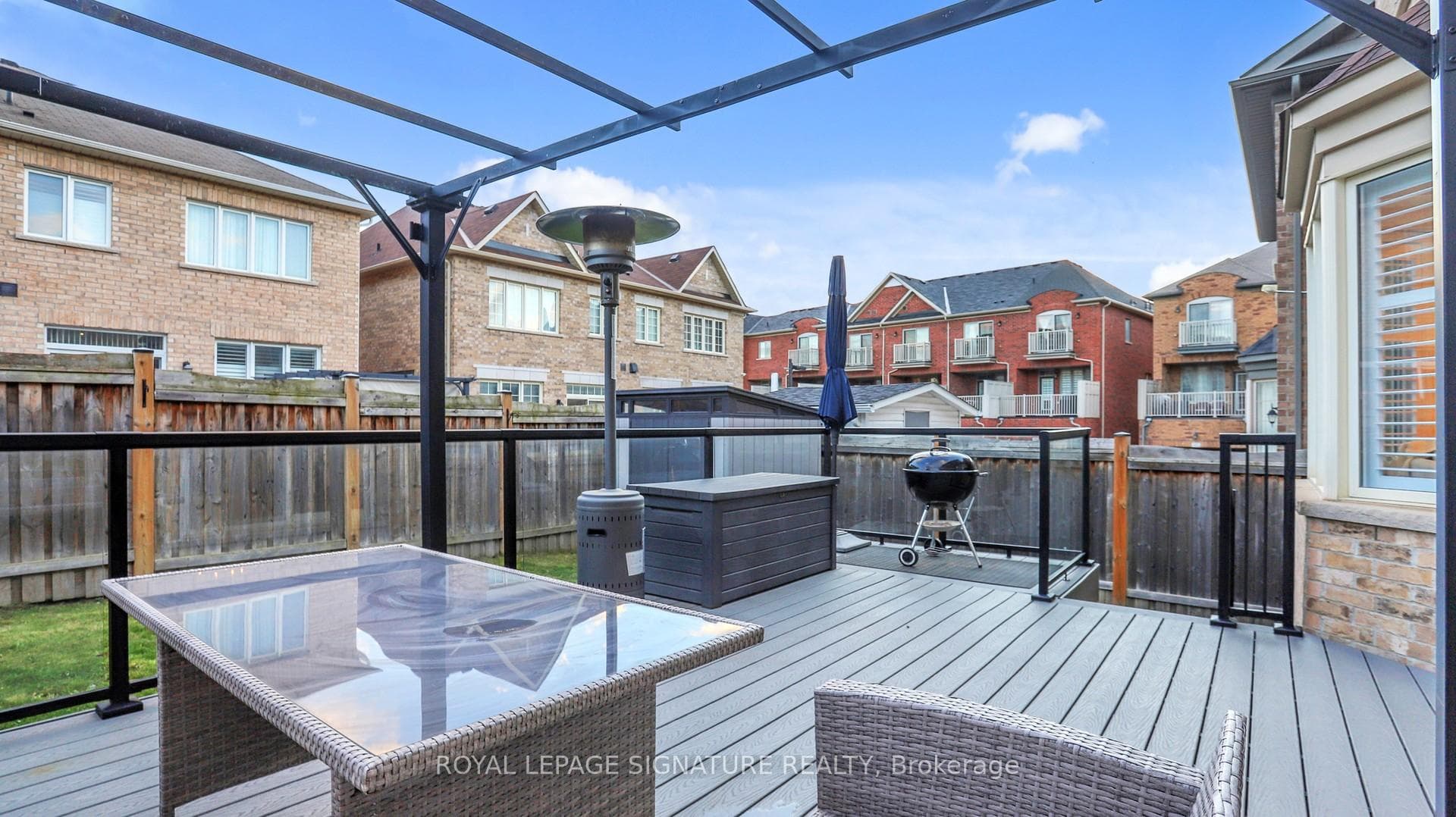 23 Frederick Stamm Crescent photo 17