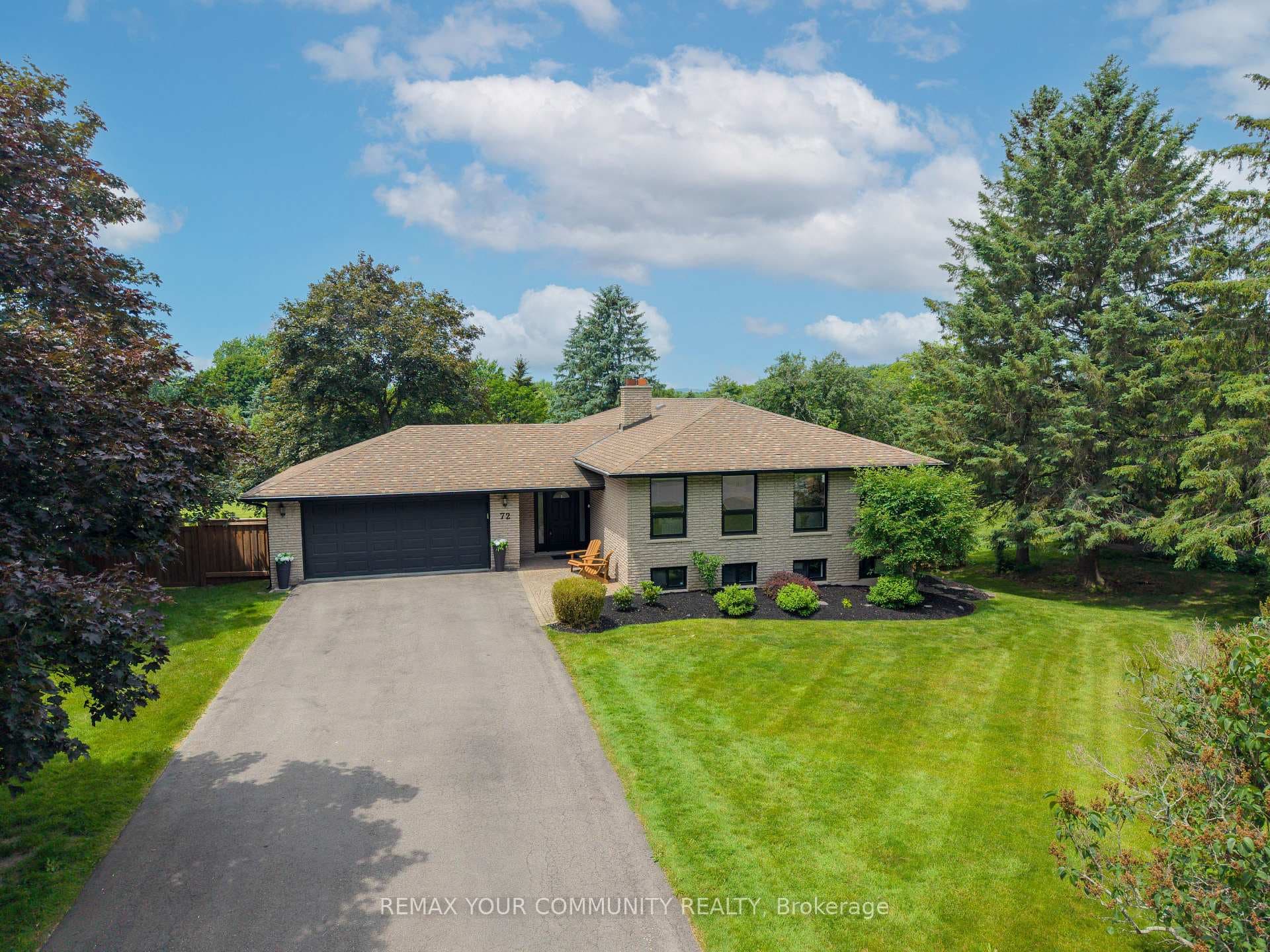 72 Cook Drive photo 1