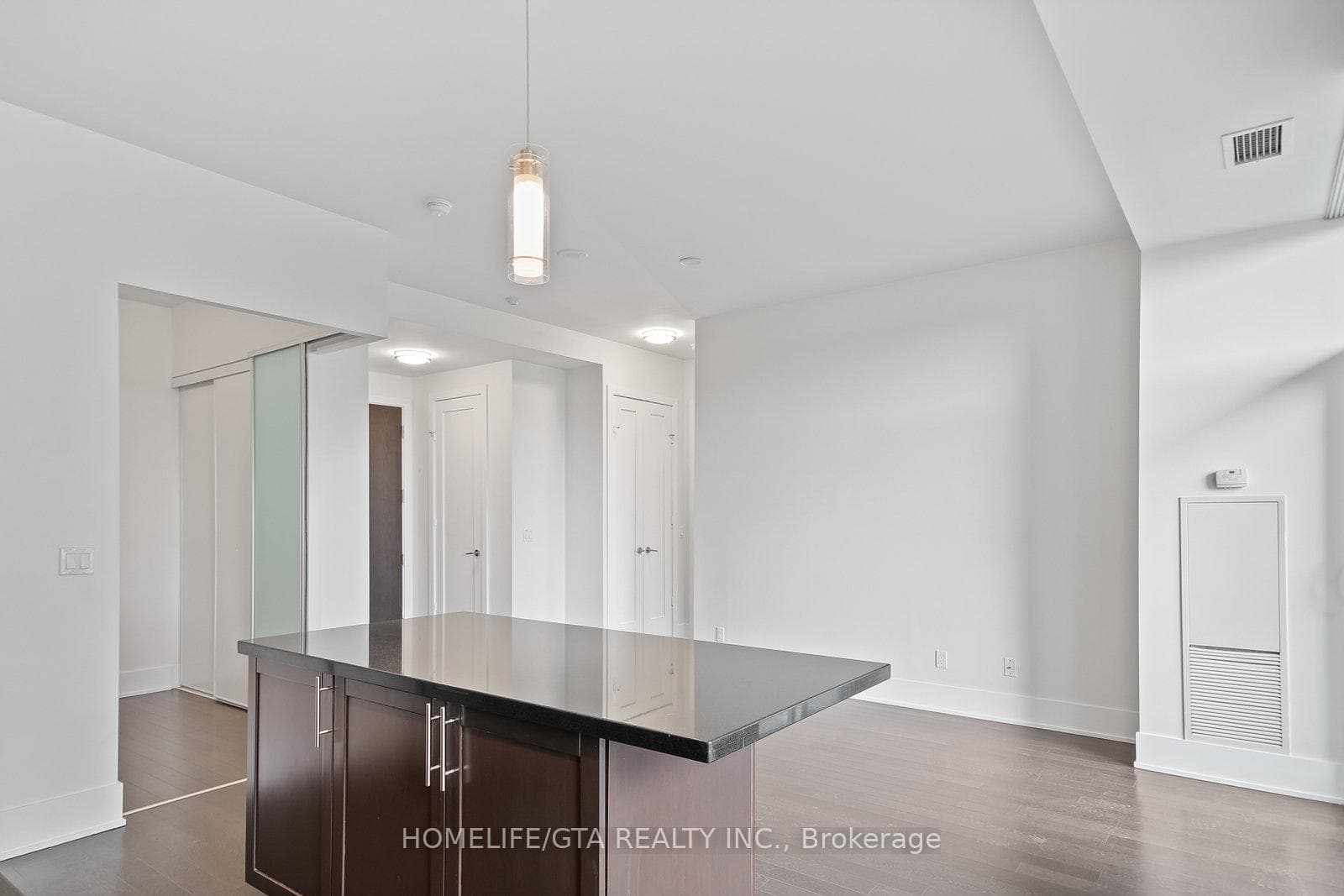 120 Homewood Avenue Unit 520 photo 15