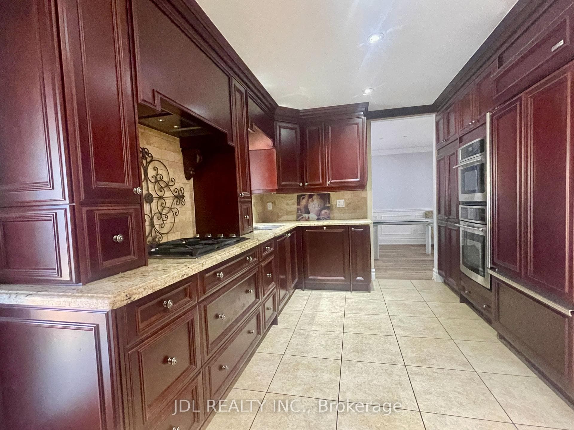 18 Findhorn Crescent photo 3