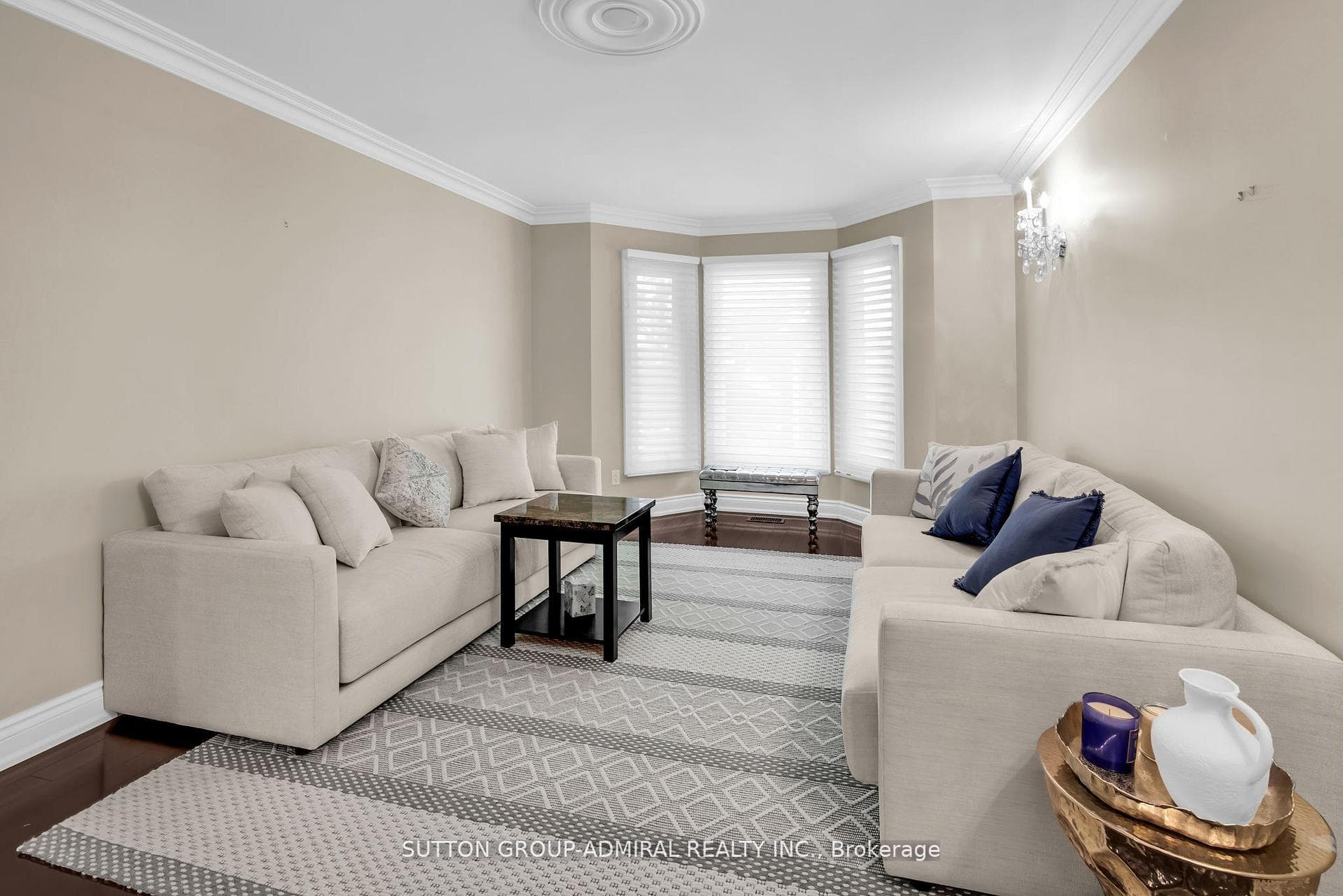 25 Grenadier Crescent photo 7